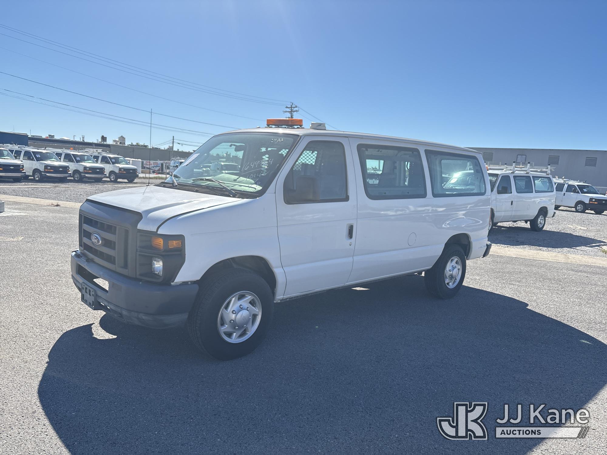 Photo of 2011 Ford E250
