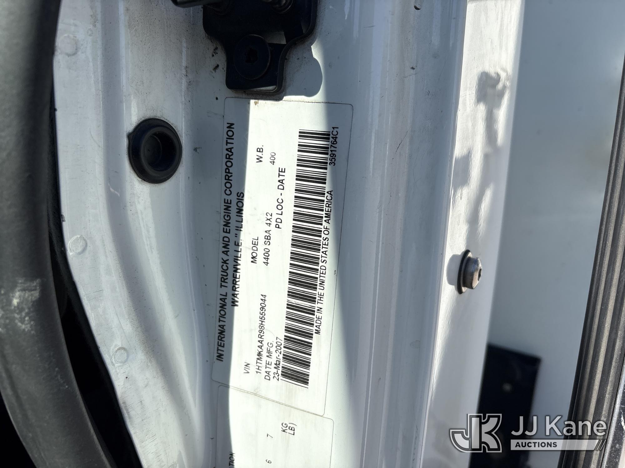 2008 International 4400