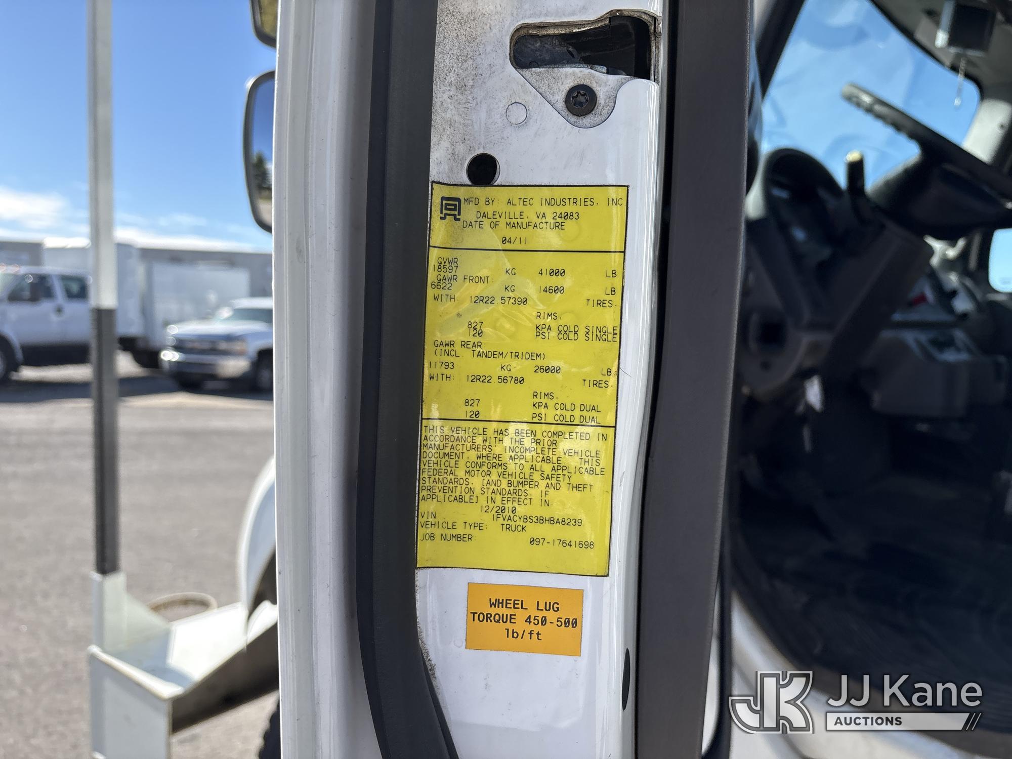 2011 Freightliner M2 106