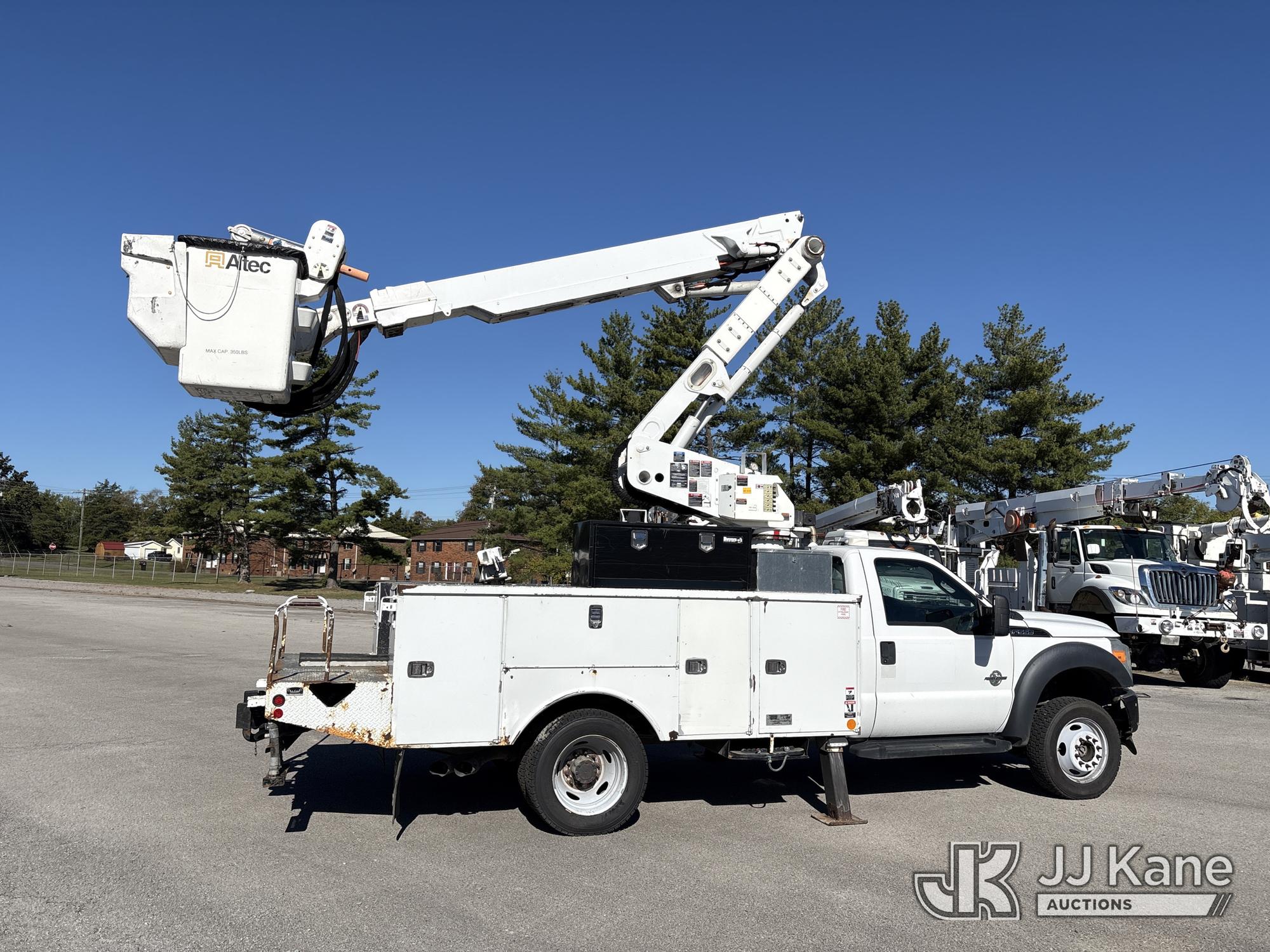 2012 Ford F550 4X4