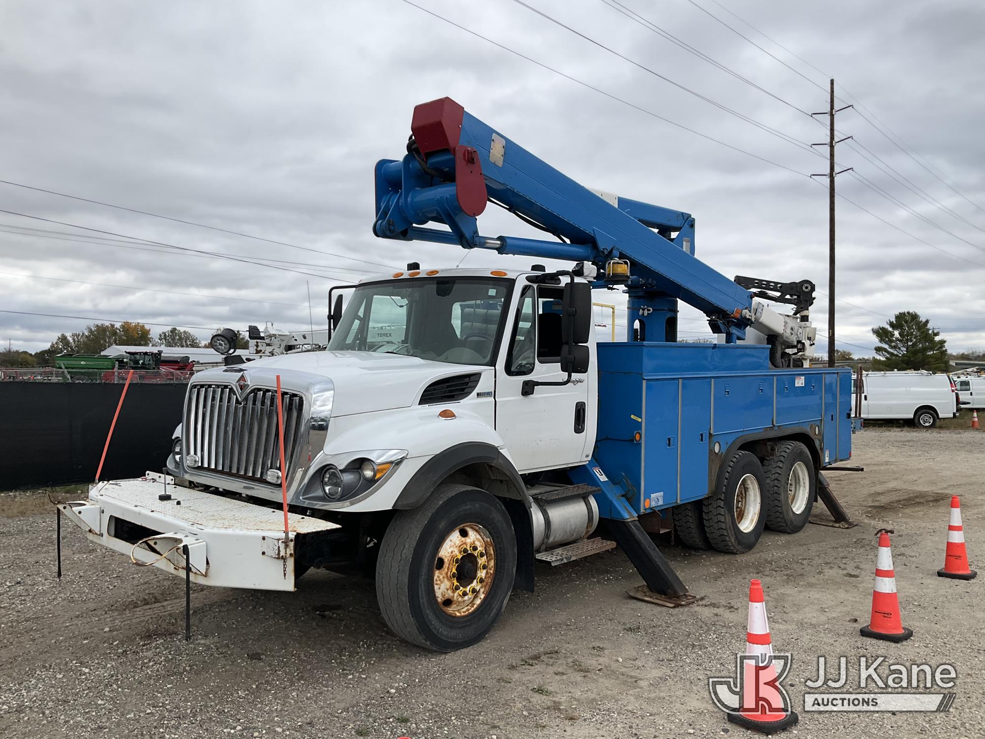 Photo of 2014 International 7400