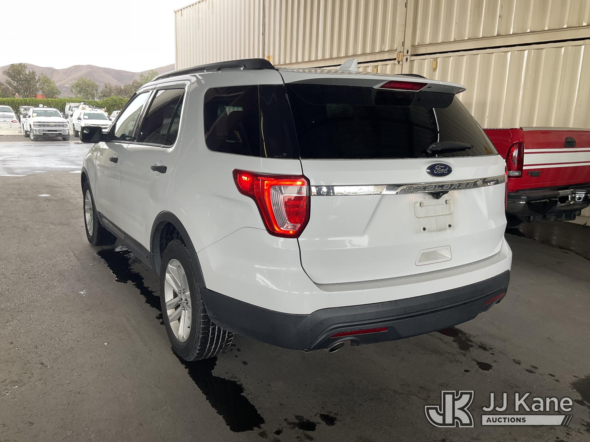 2016 Ford Explorer