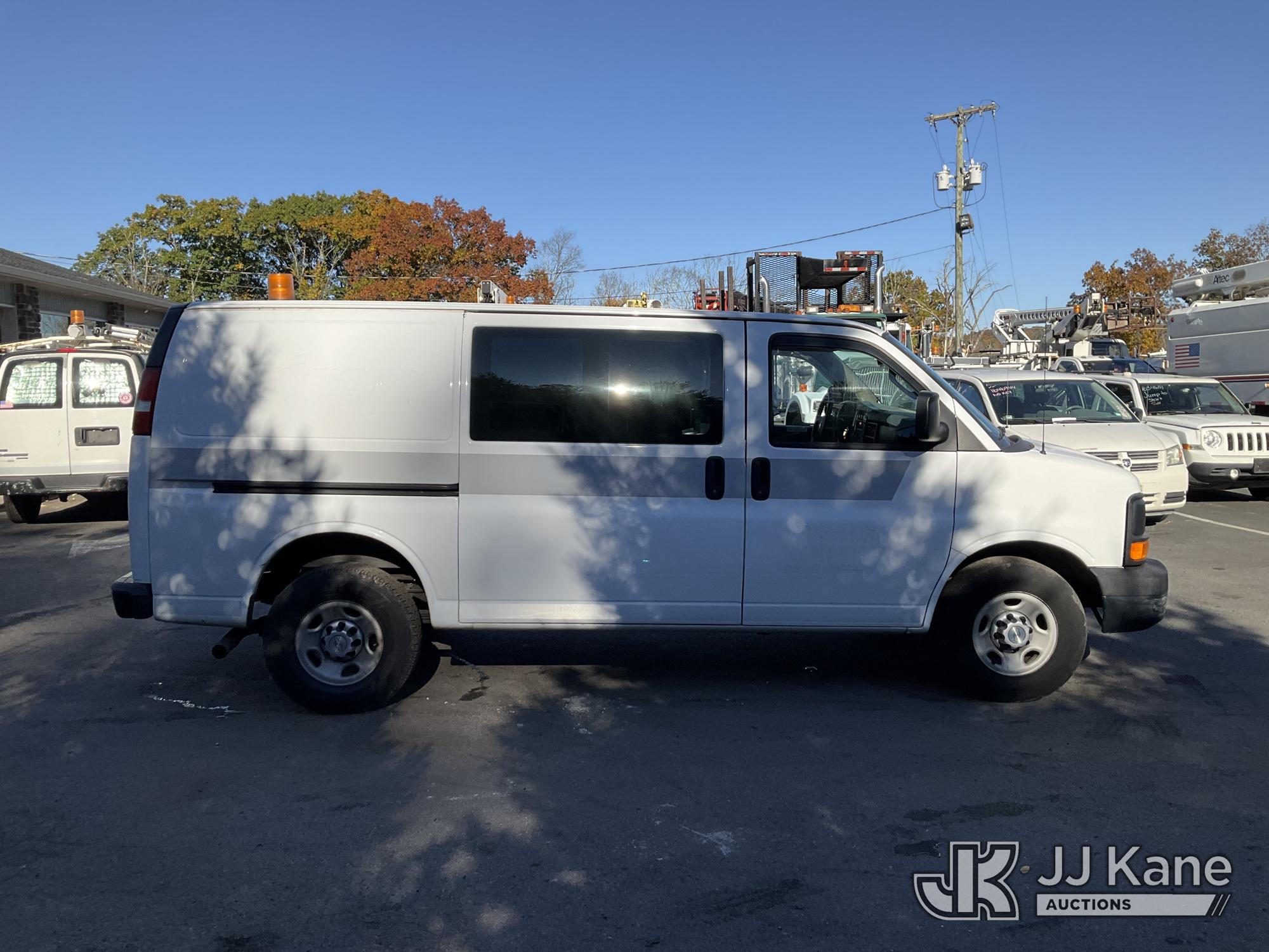 2017 Chevrolet Express G2500