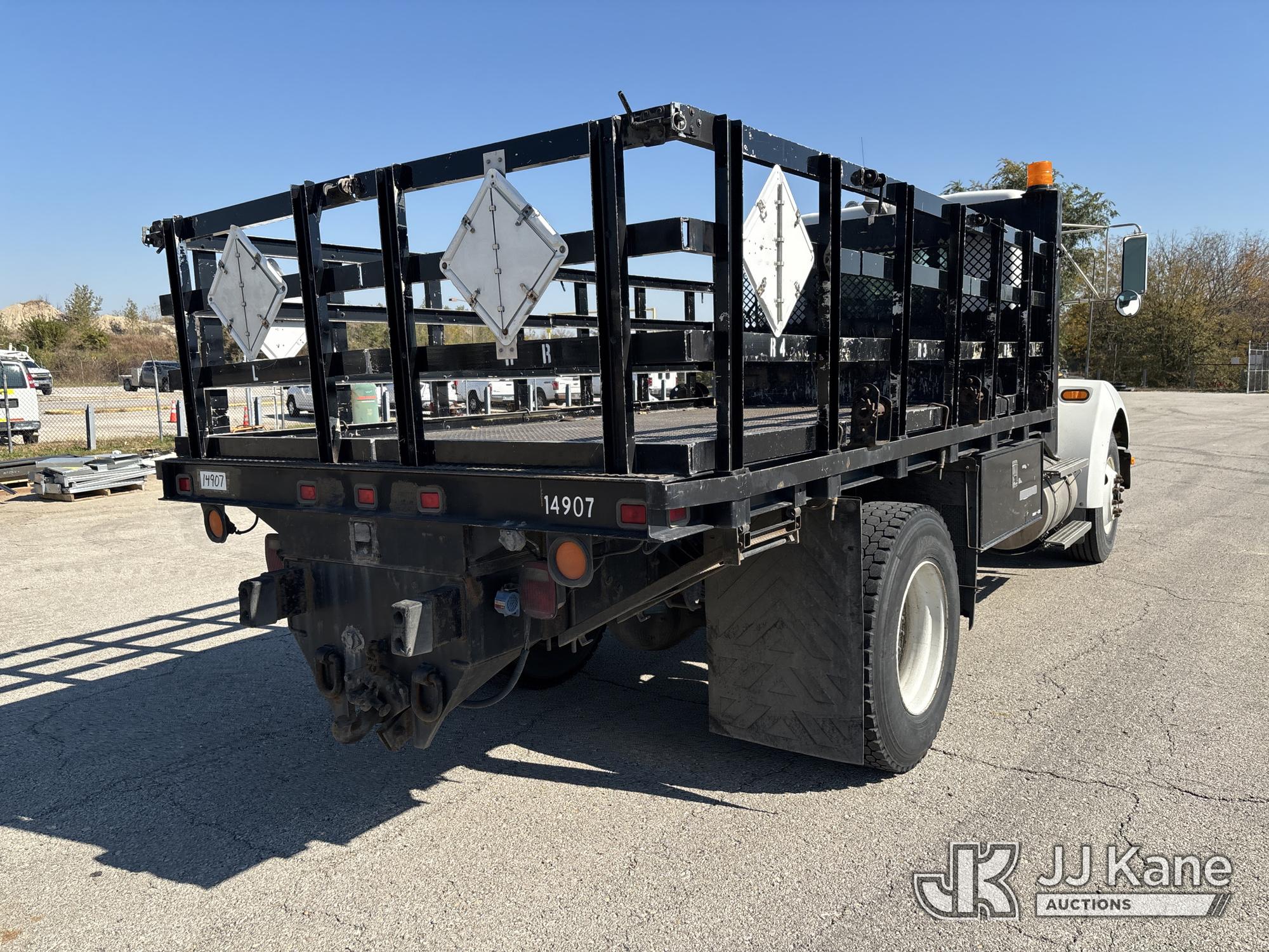 2006 Kenworth T300