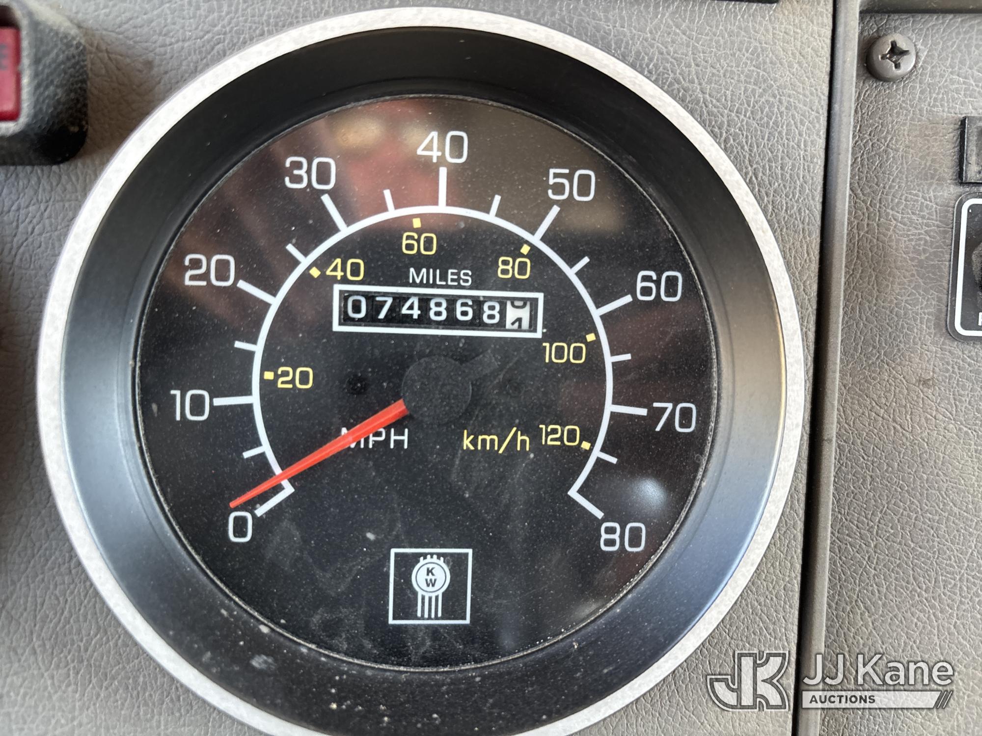 2006 Kenworth T300