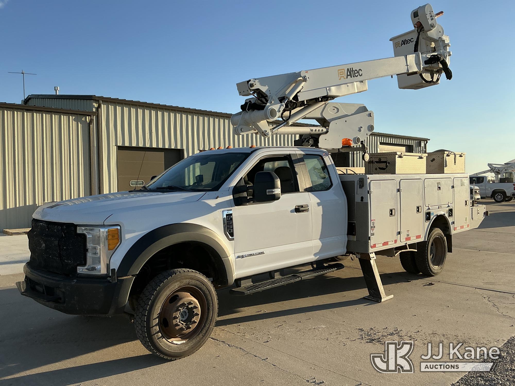 Photo of 2017 Ford F-550
