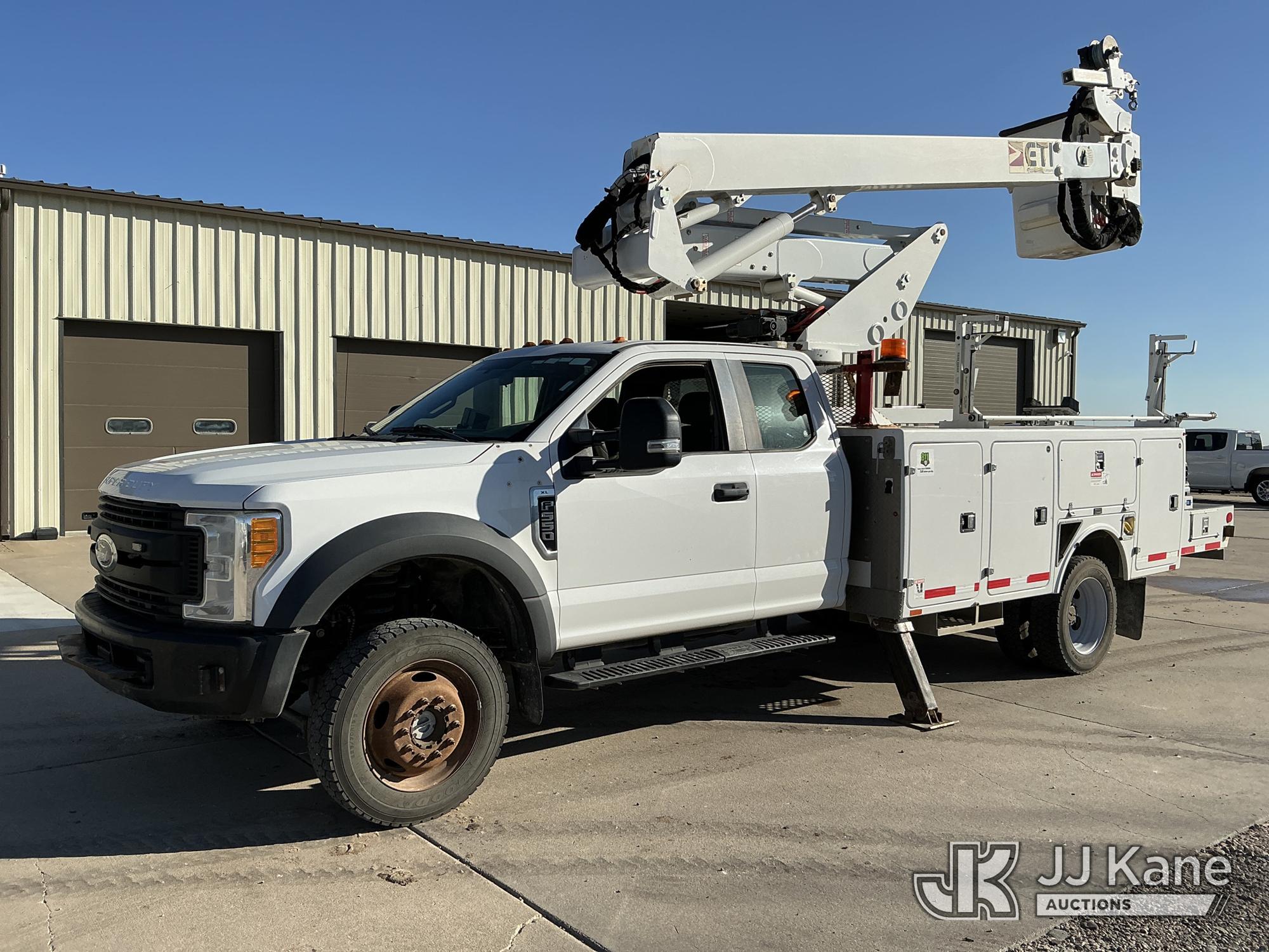 Photo of 2017 Ford F-550