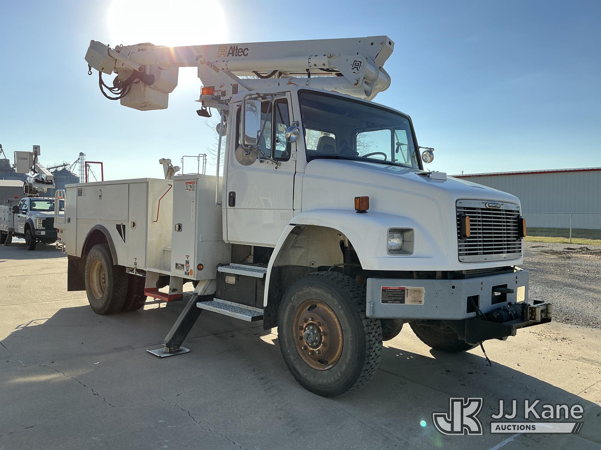 2002 Freightliner FL70