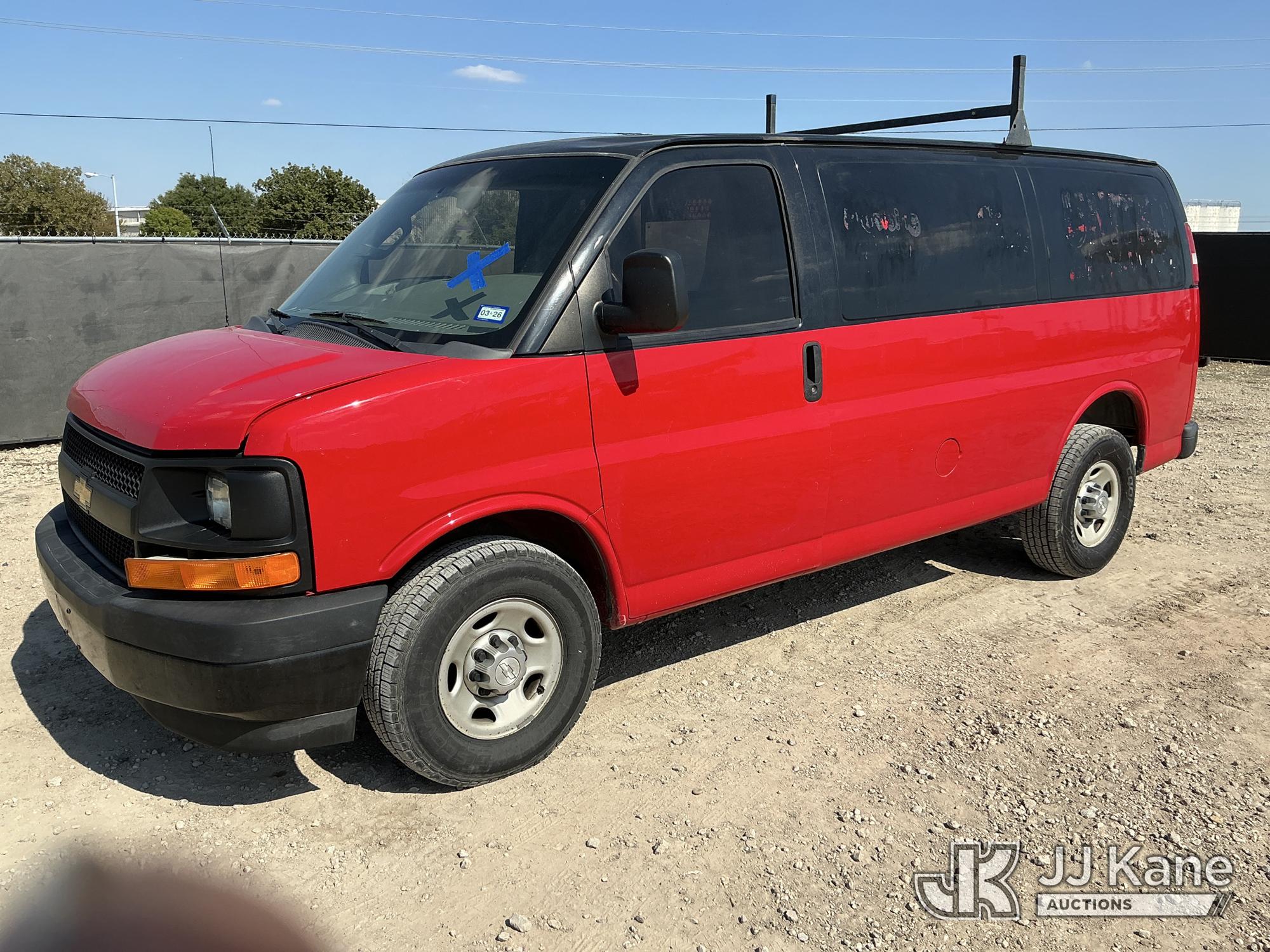 Photo of 2017 Chevrolet Express G3500
