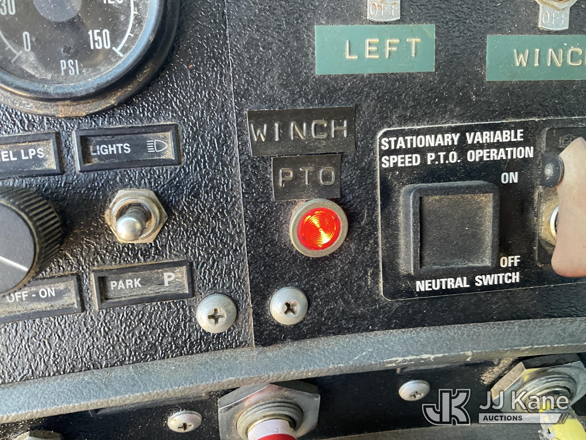 1994 Mack RD690S