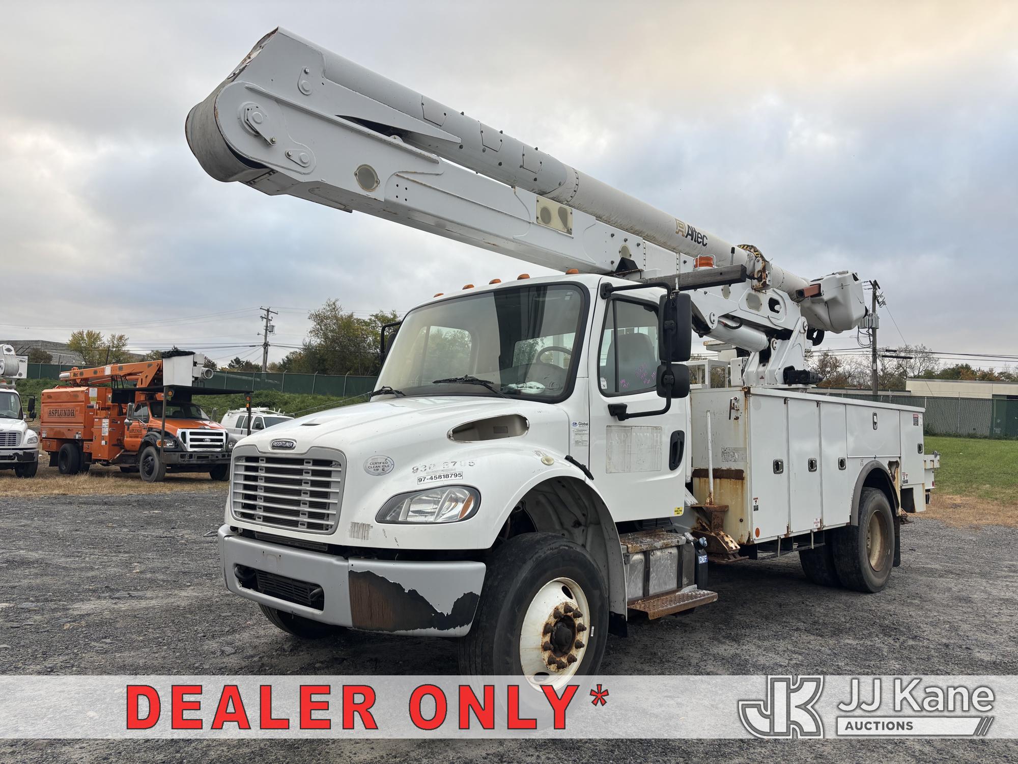 Altec AA55 Articulating Material Handling Bucket Truck On 2018 Freightliner M2 106 Utility Truck (1650305)