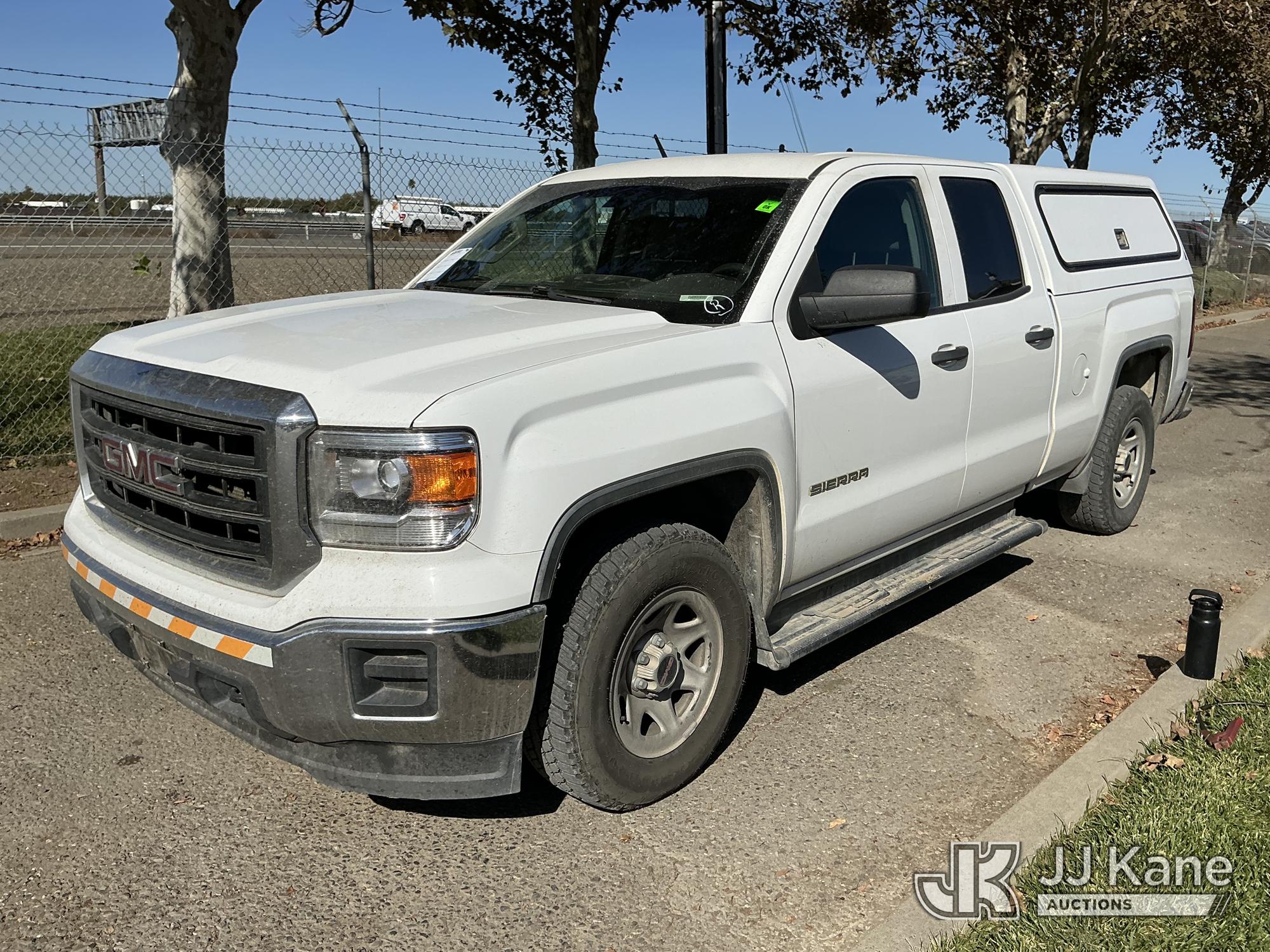 2014 GMC Sierra 1500 Crew-Cab Pickup Truck (1650321)