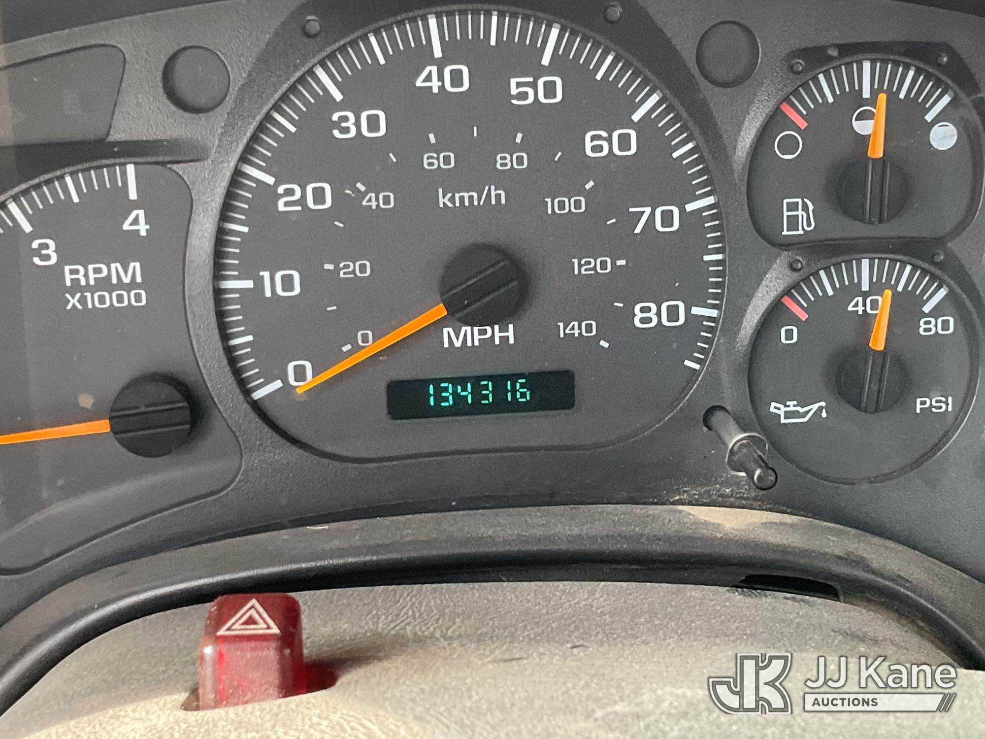 2005 Chevrolet C7C042