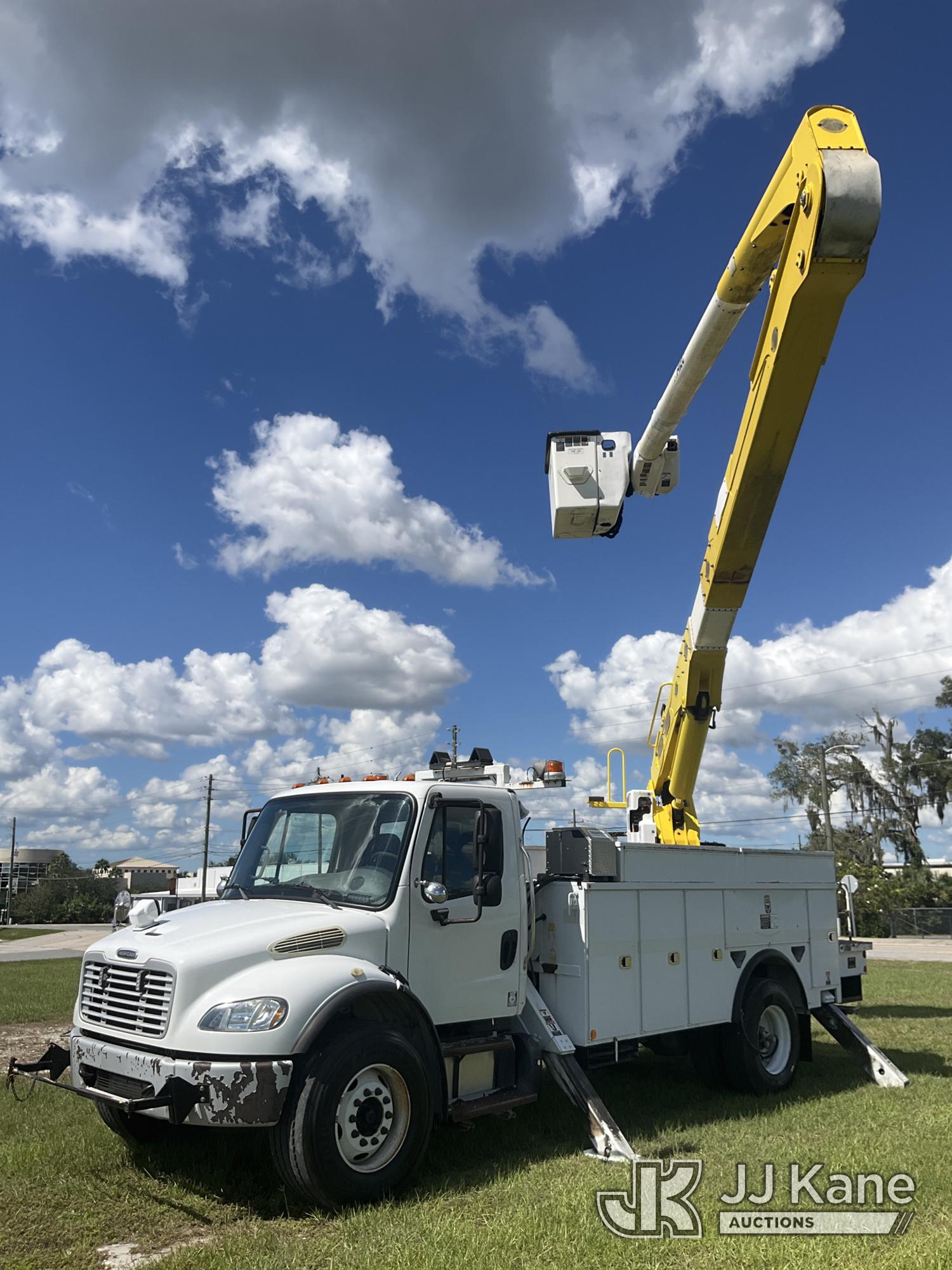 Altec AN55E-OC Material Handling Bucket Truck On 2014 Freightliner M2 106 Utility Truck (1650532)