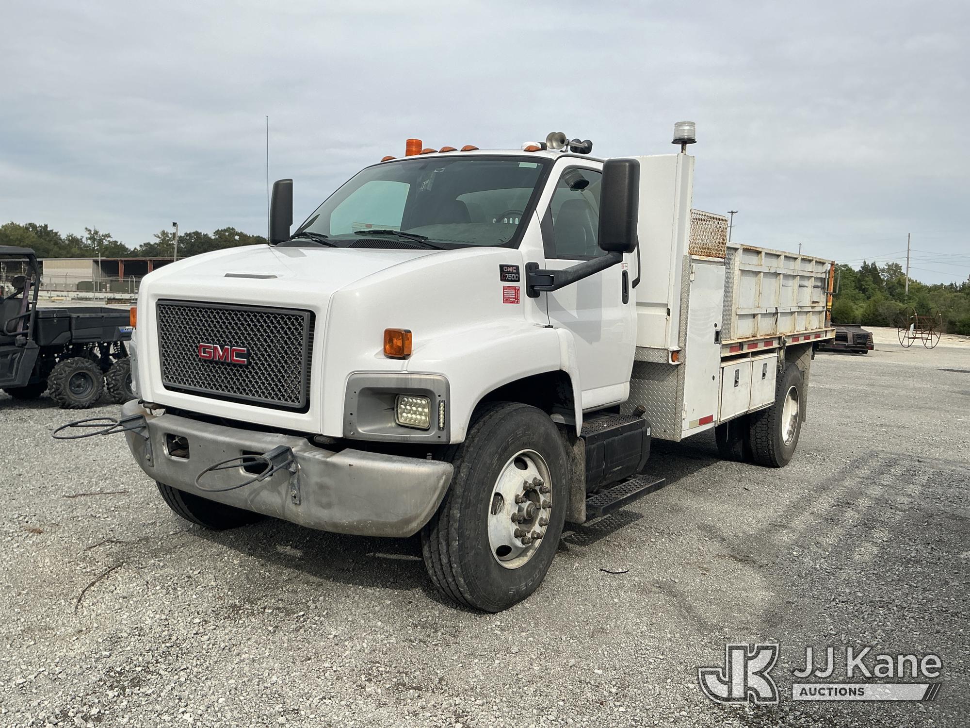 Photo of 2008 GMC C7500