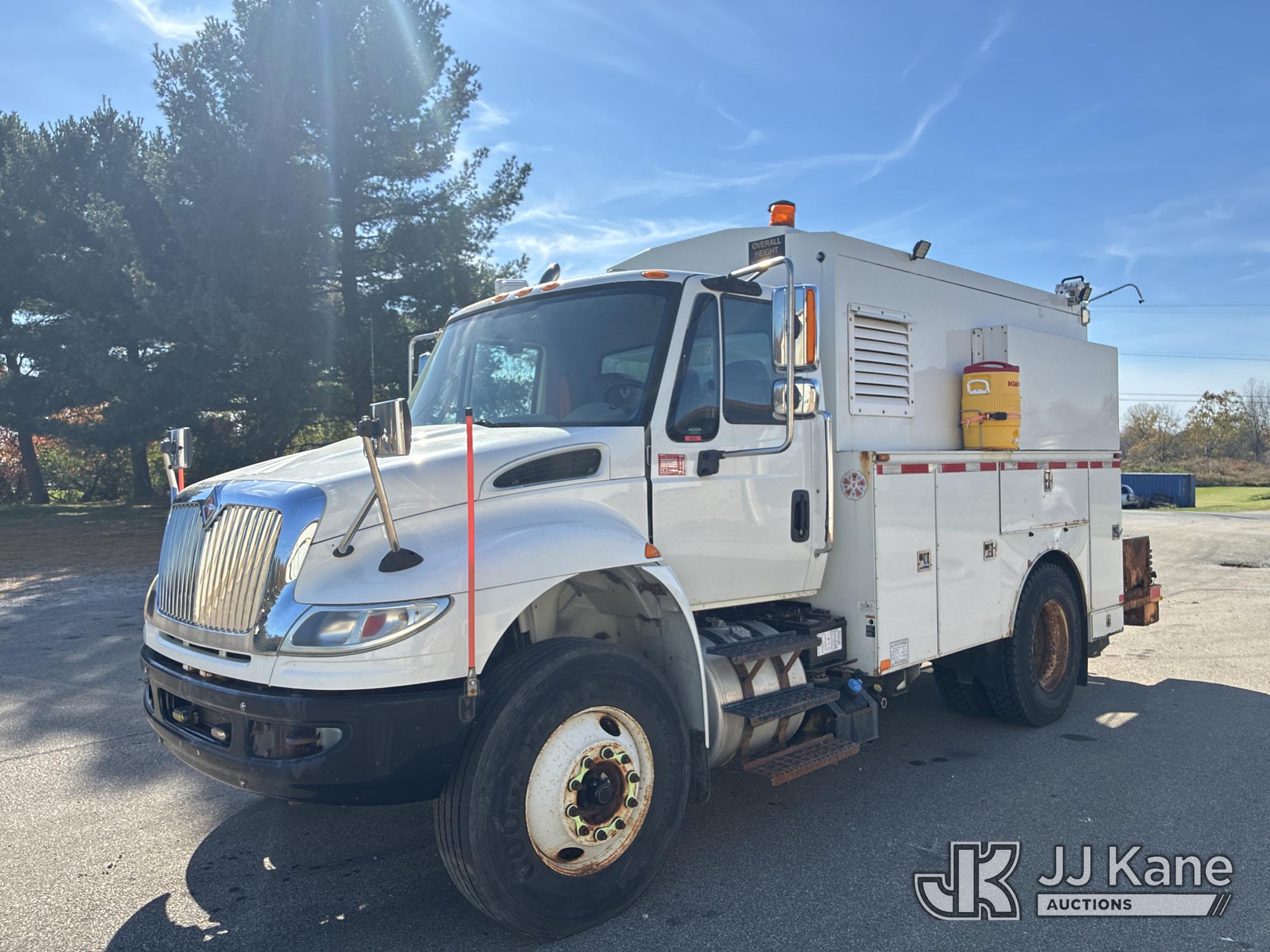 2016 International DuraStar 4400 Air Compressor Utility Truck (1650554)