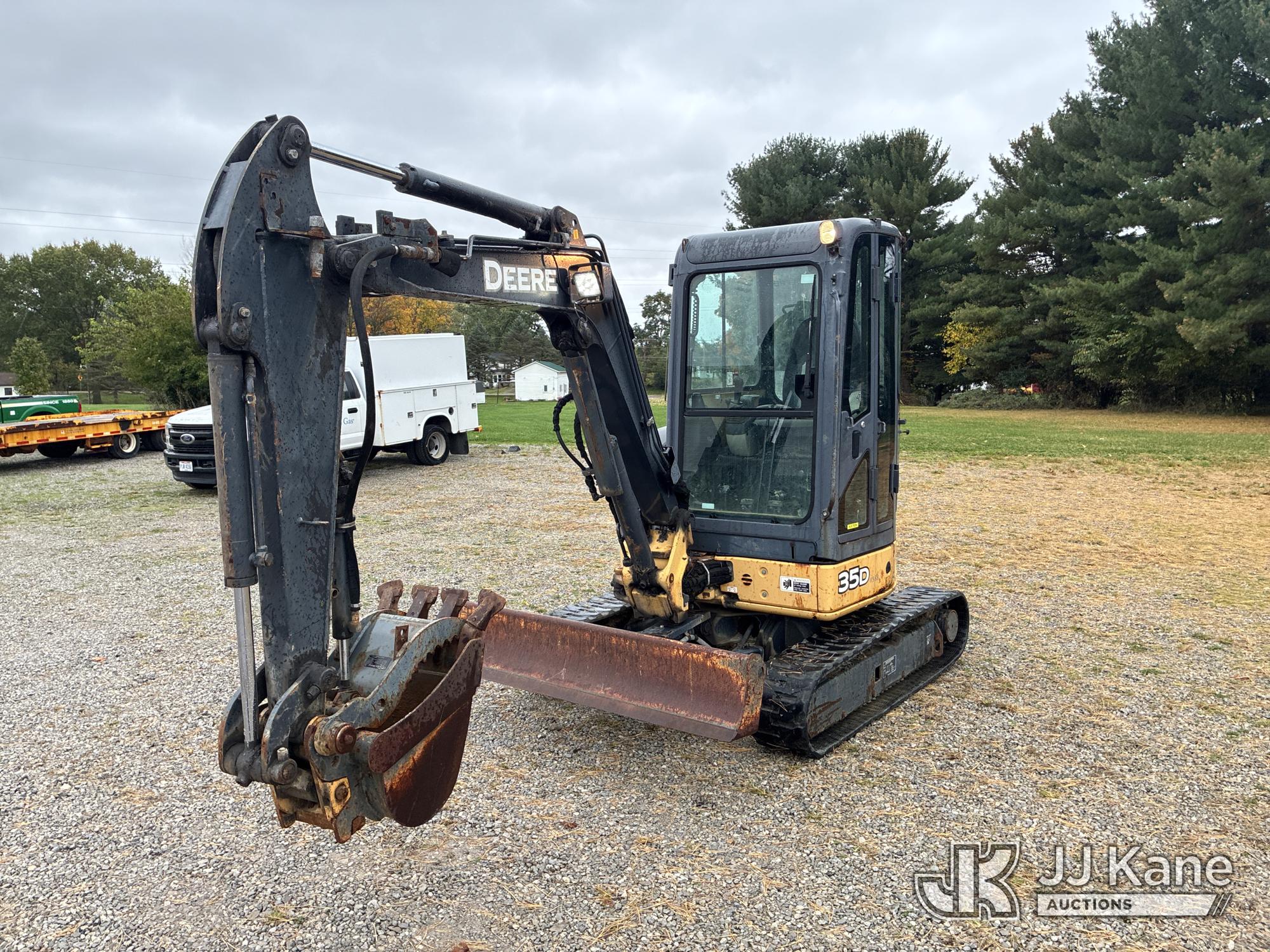 Photo of 2013 John Deere 35D
