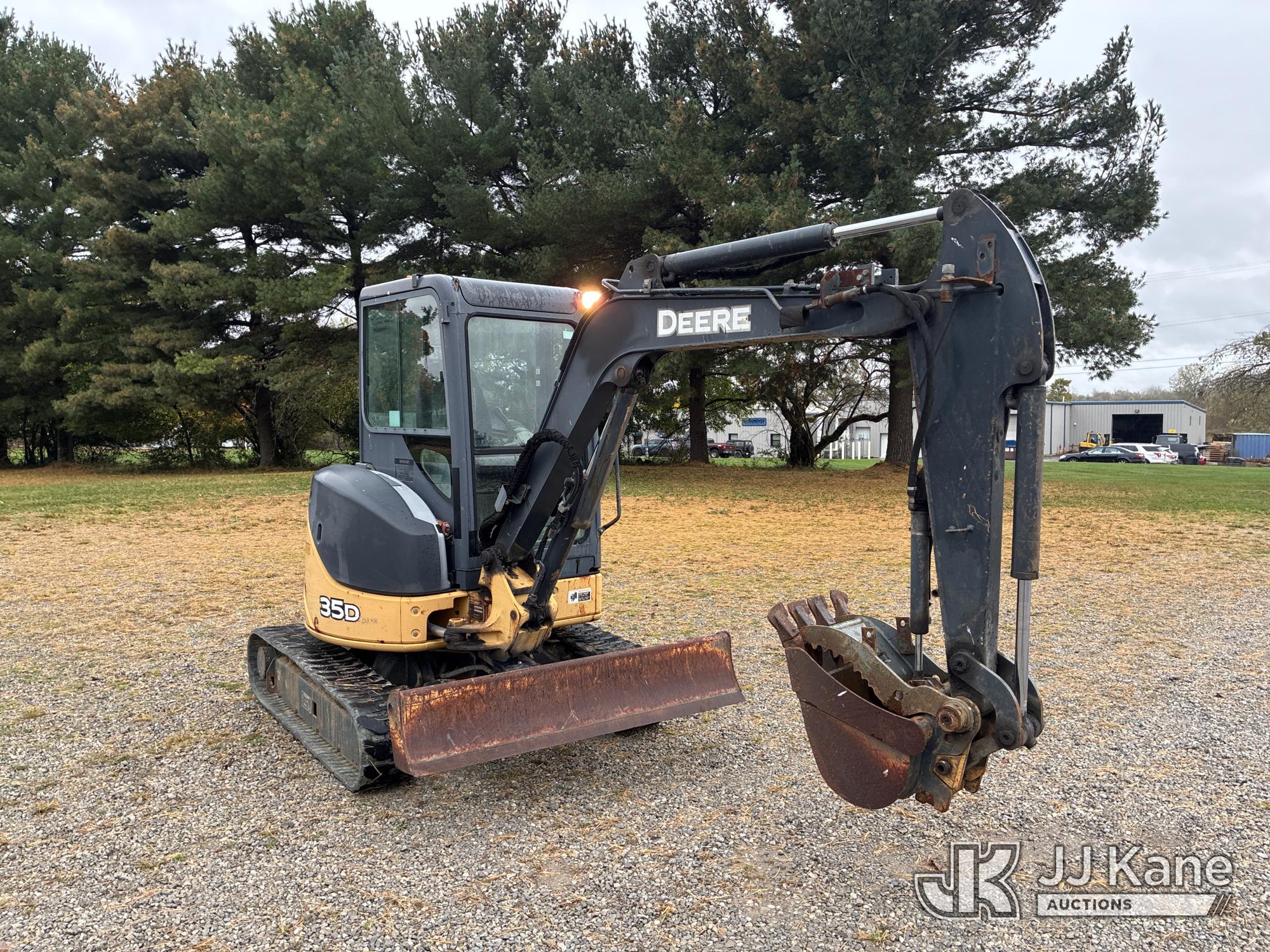 2013 John Deere 35D