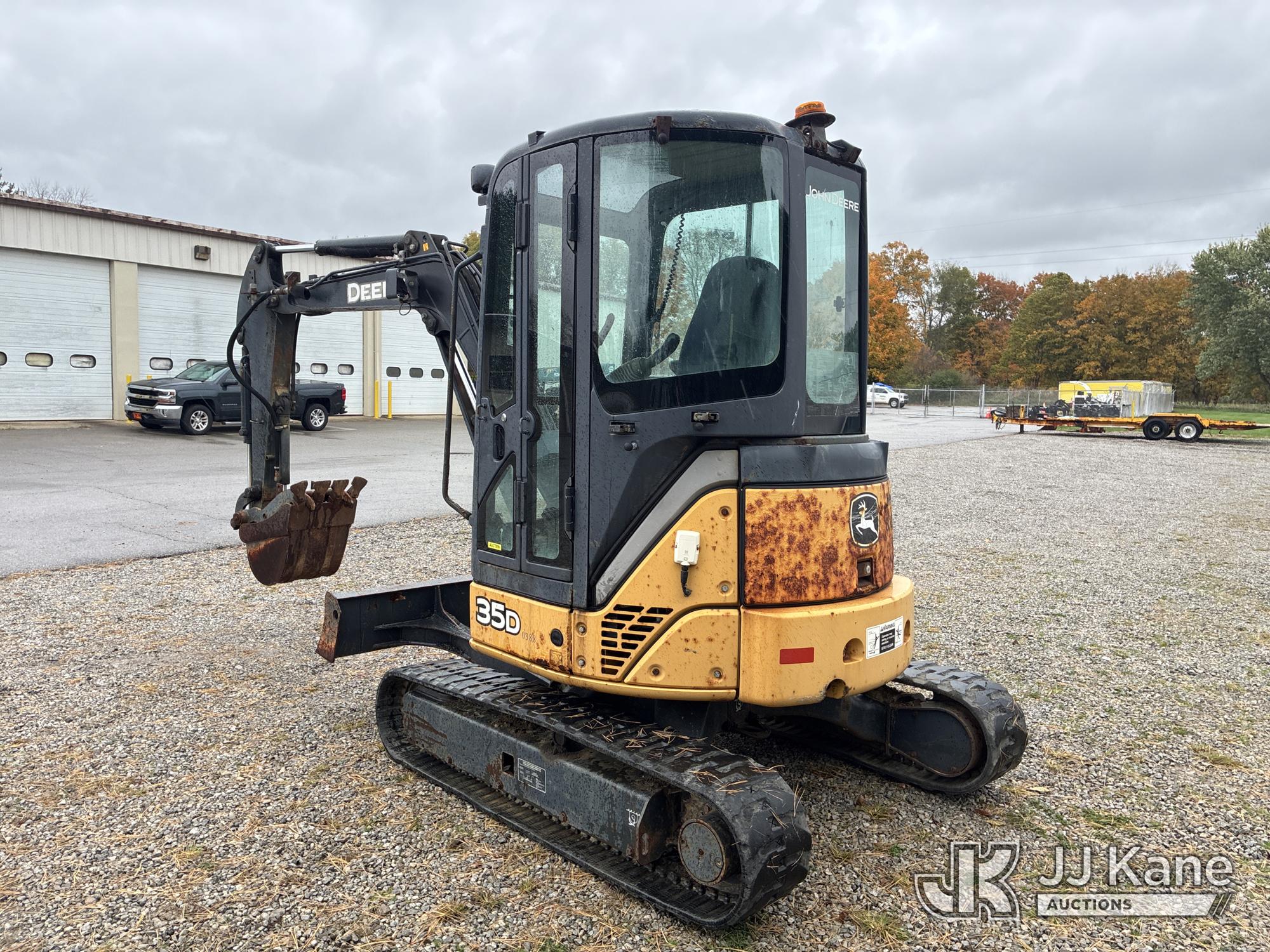 2013 John Deere 35D