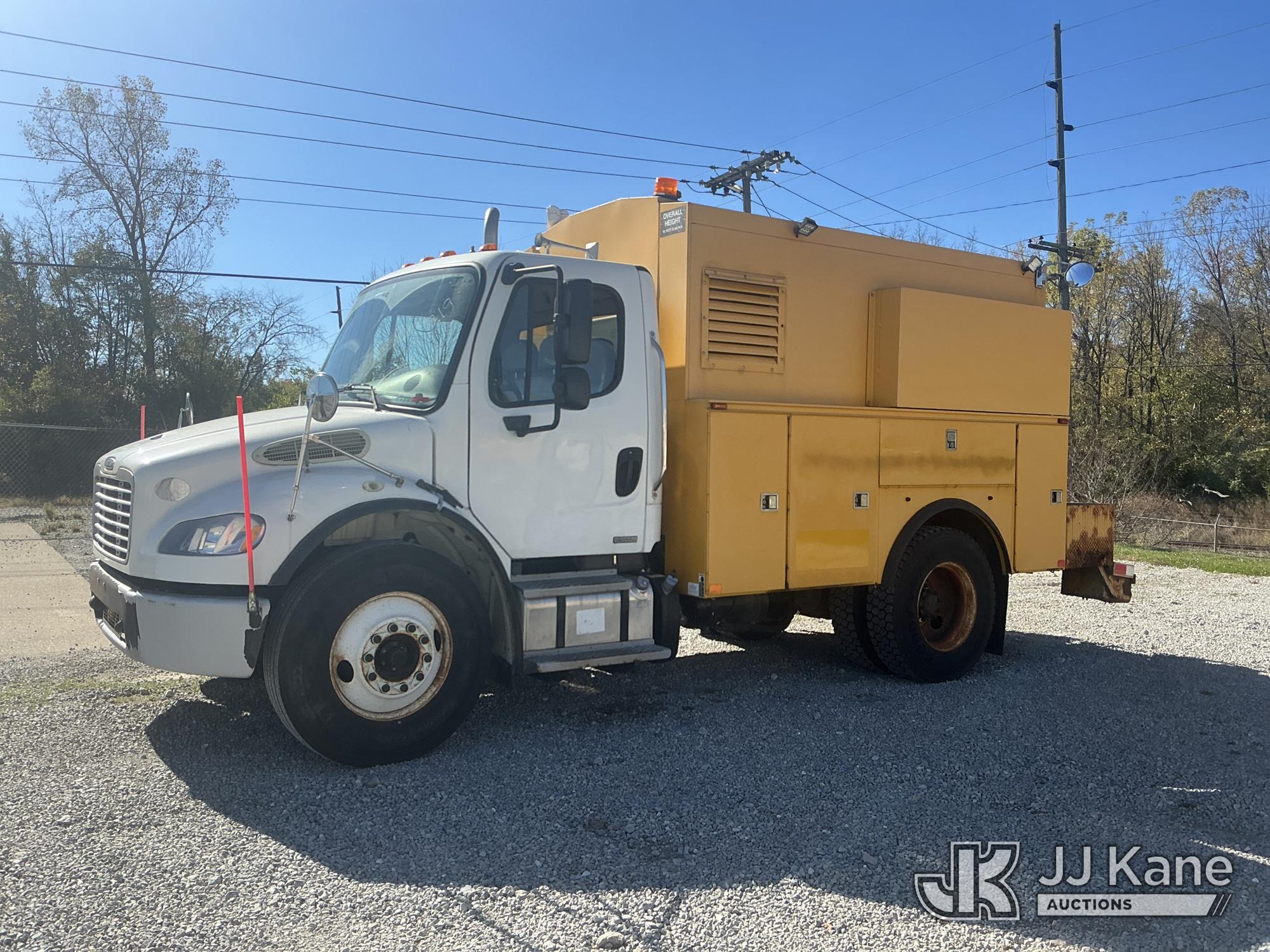 2011 Freightliner M2 106
