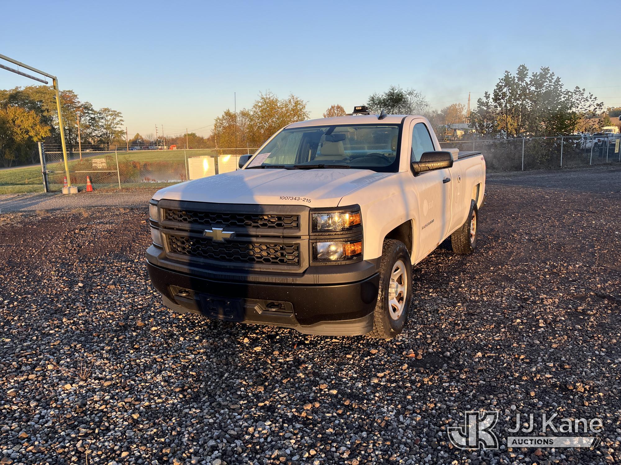 2015 Chevrolet Silverado 1500 Pickup Truck (1650599)