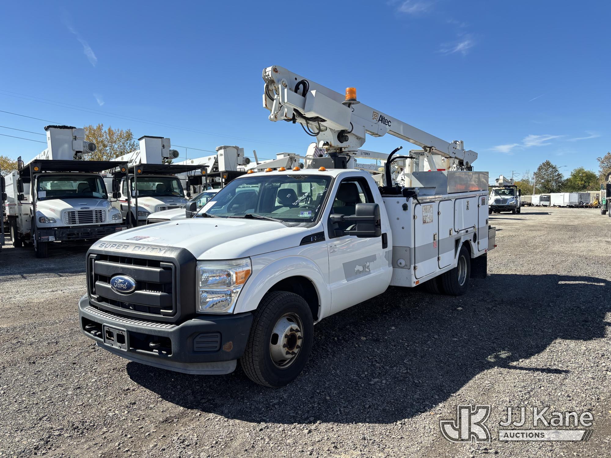 Altec AT200A Telescopic Non-Insulated Bucket Truck On 2012 Ford F350 2WD Service Truck (1650667)