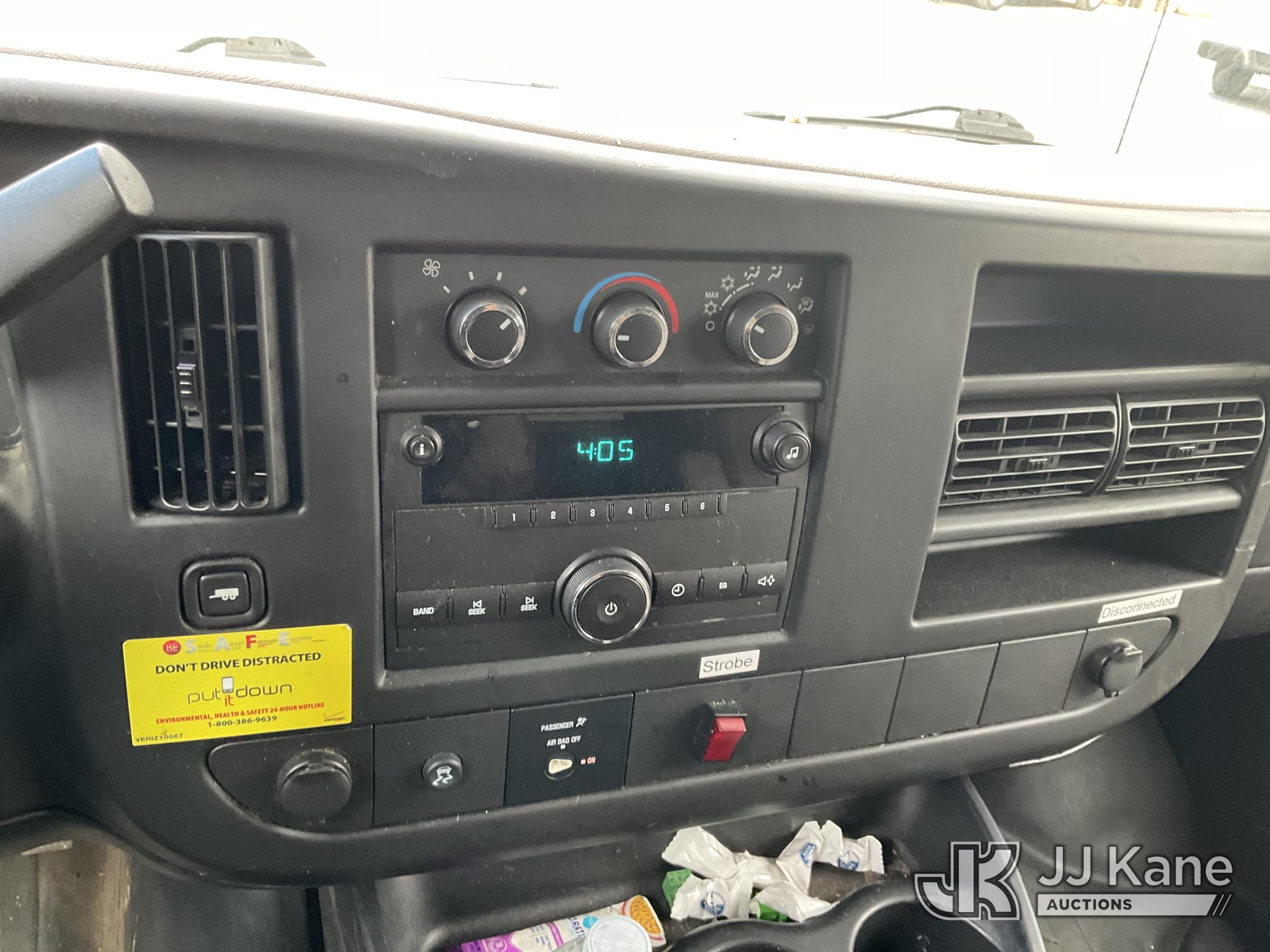 2011 Chevrolet Express G2500