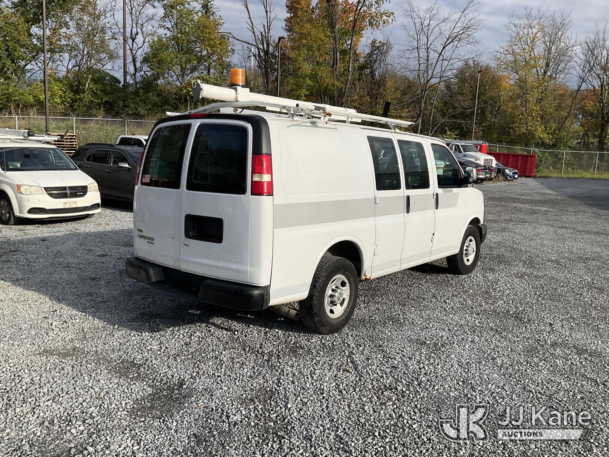 2011 Chevrolet EXPRESS 2500