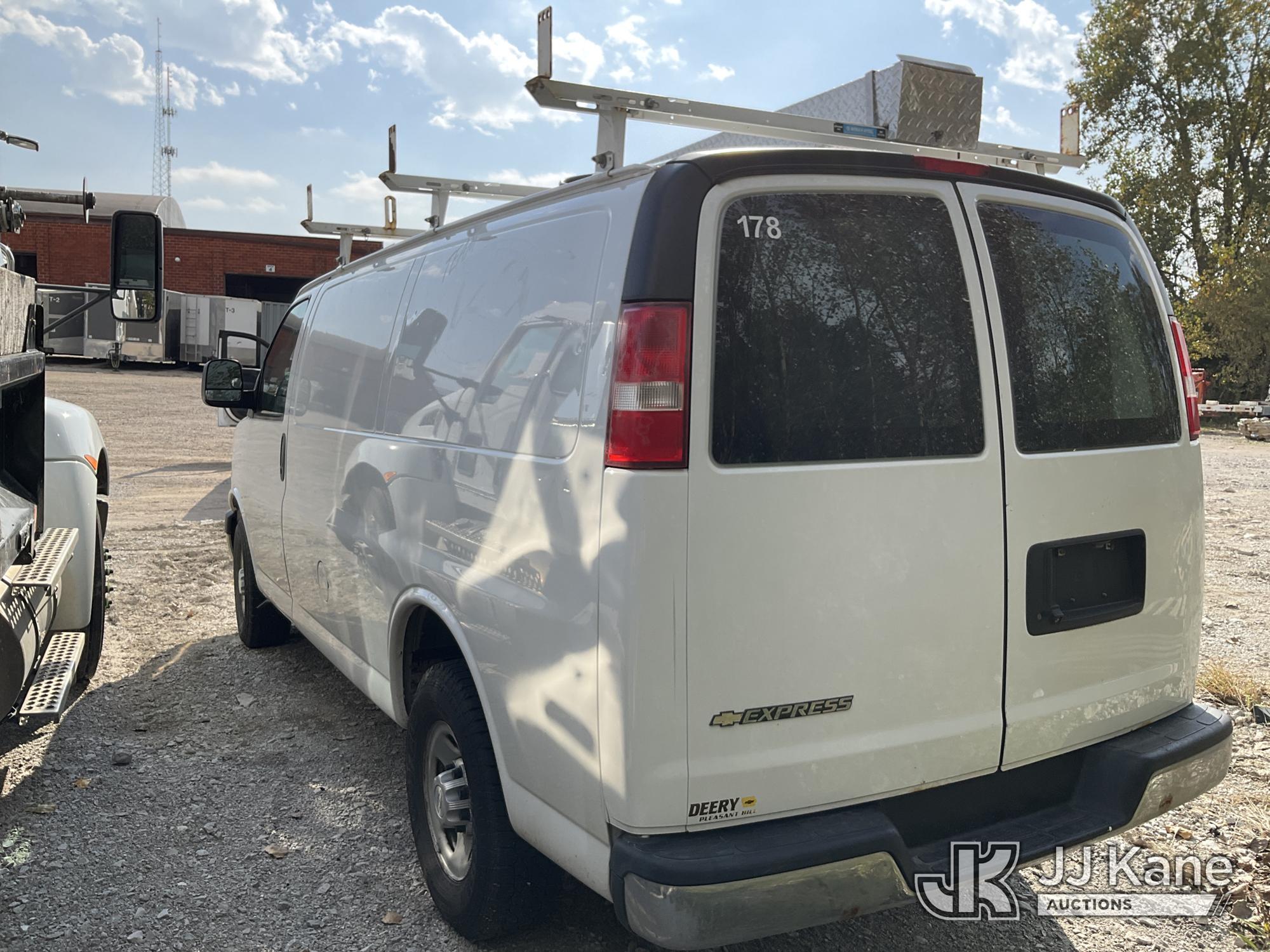 2017 Chevrolet EXPRESS G2500