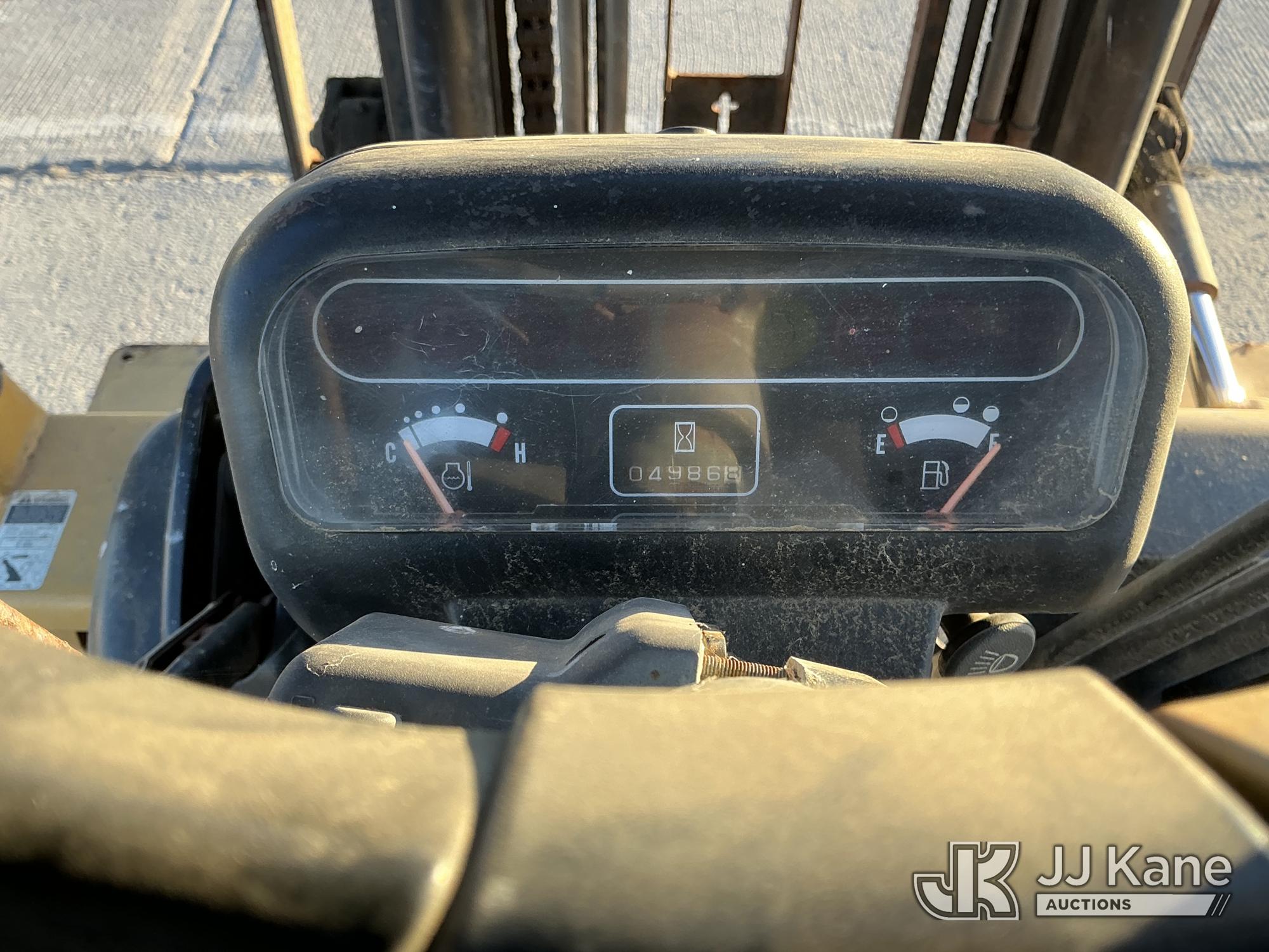2001 Caterpillar DP30K
