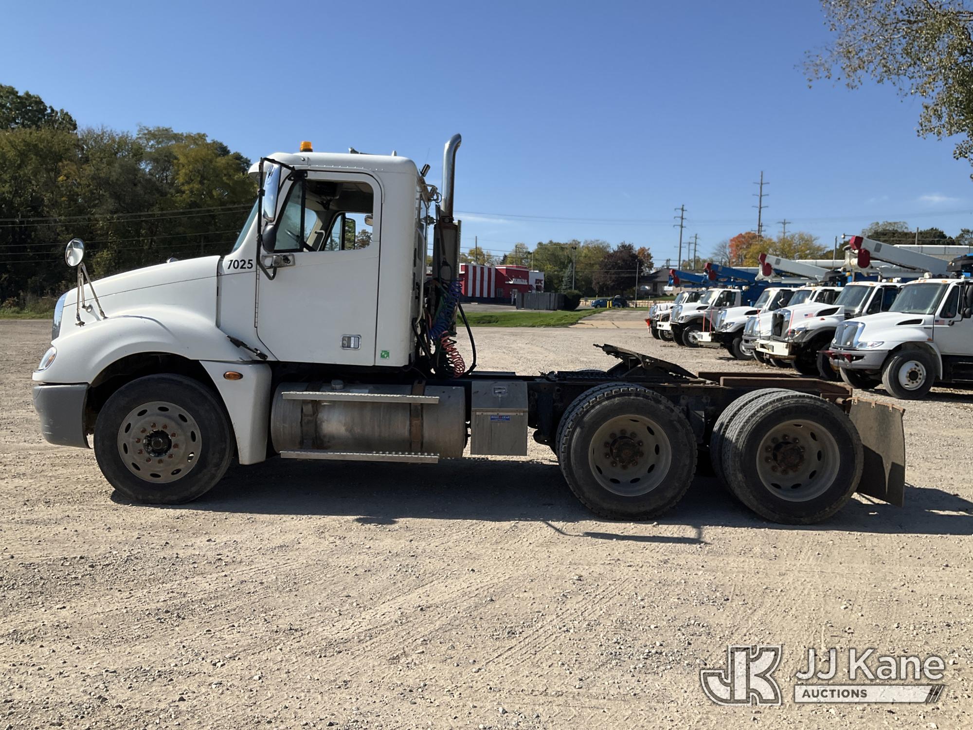 2006 Freightliner COLUMBIA 120