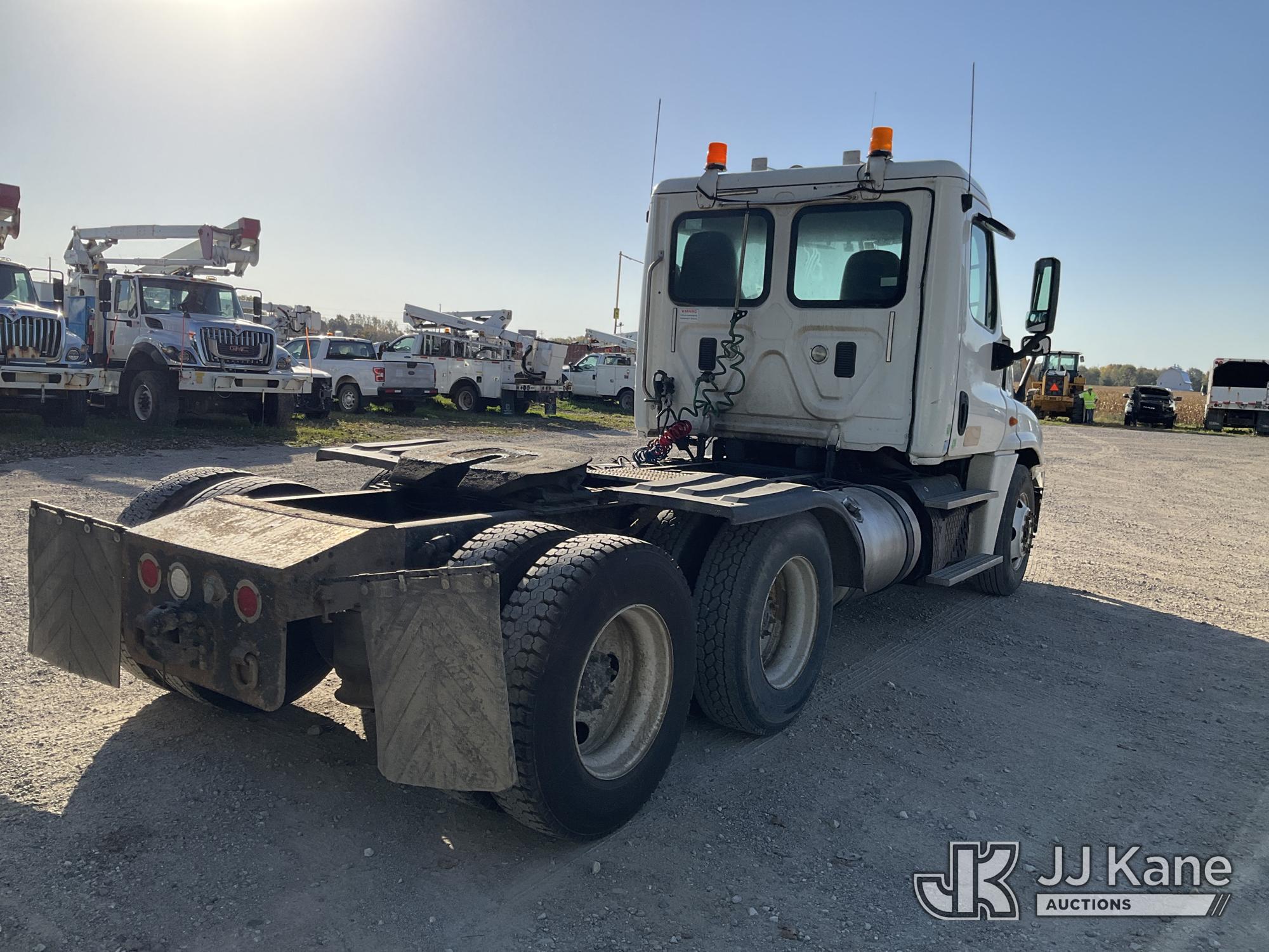 2013 Freightliner CASCADIA 125