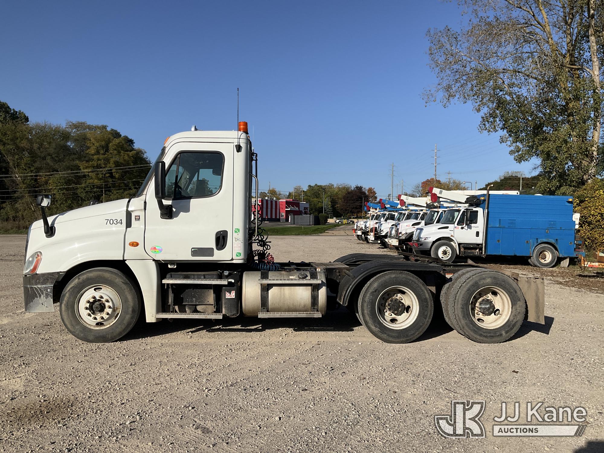 2013 Freightliner CASCADIA 125