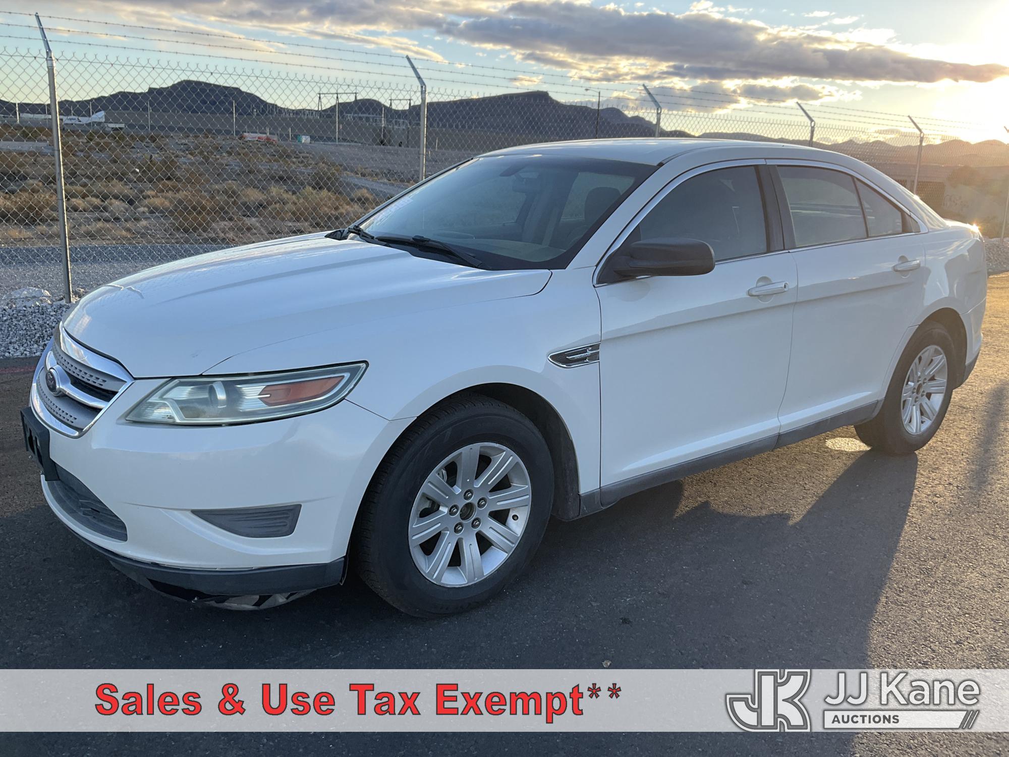 2011 Ford Taurus 4-Door Sedan (1650808)
