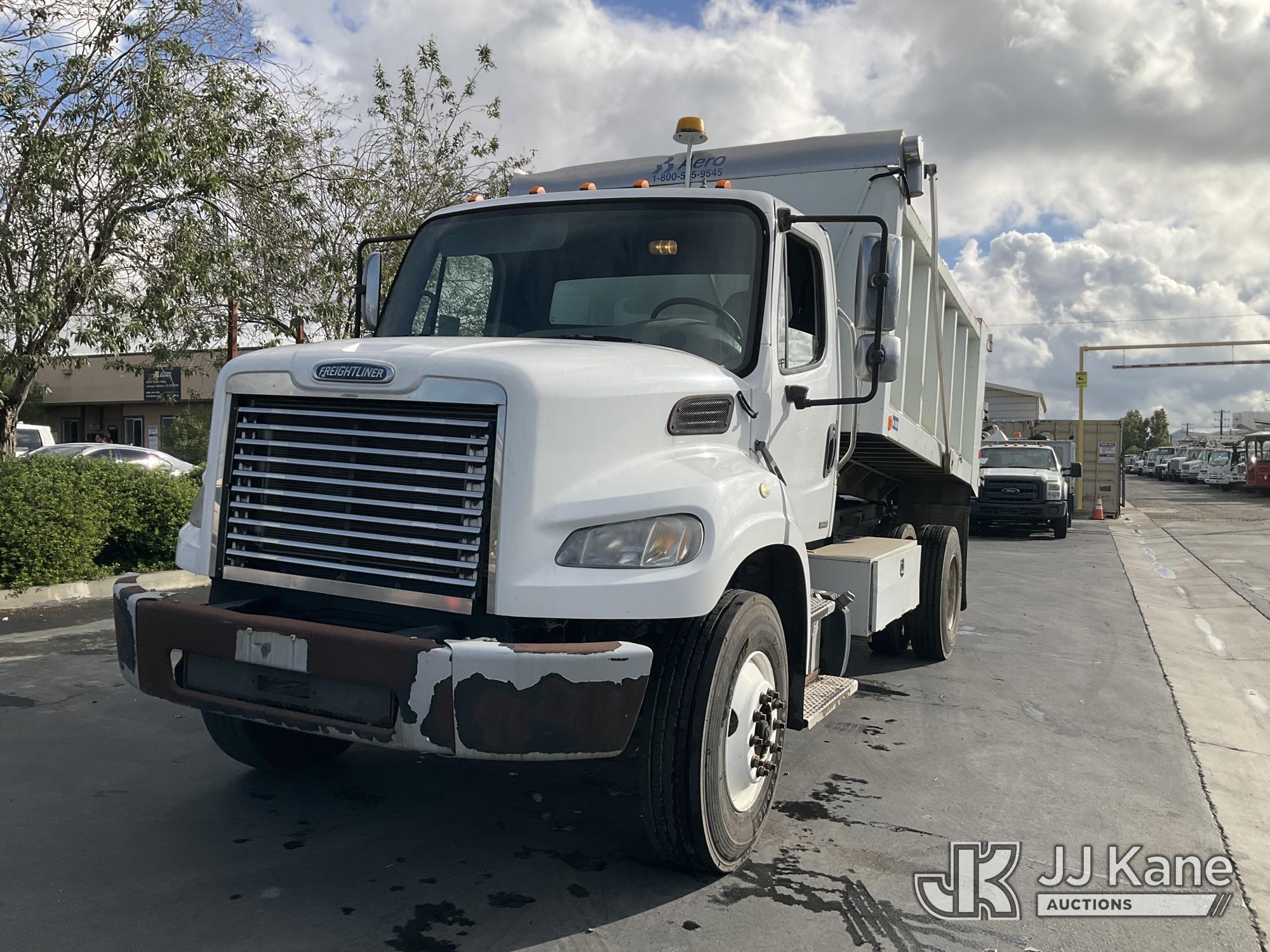 2012 Freightliner M2 106
