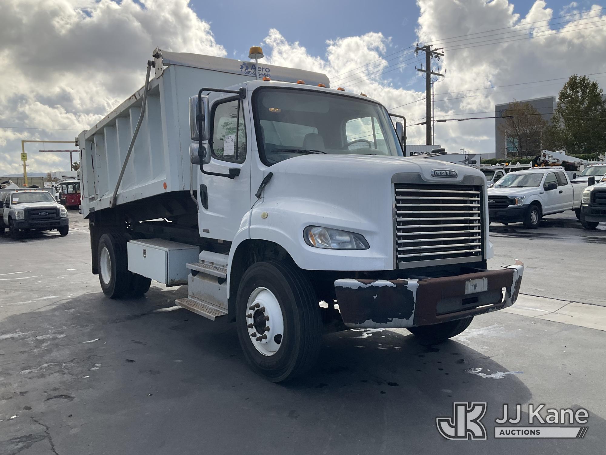 2012 Freightliner M2 106