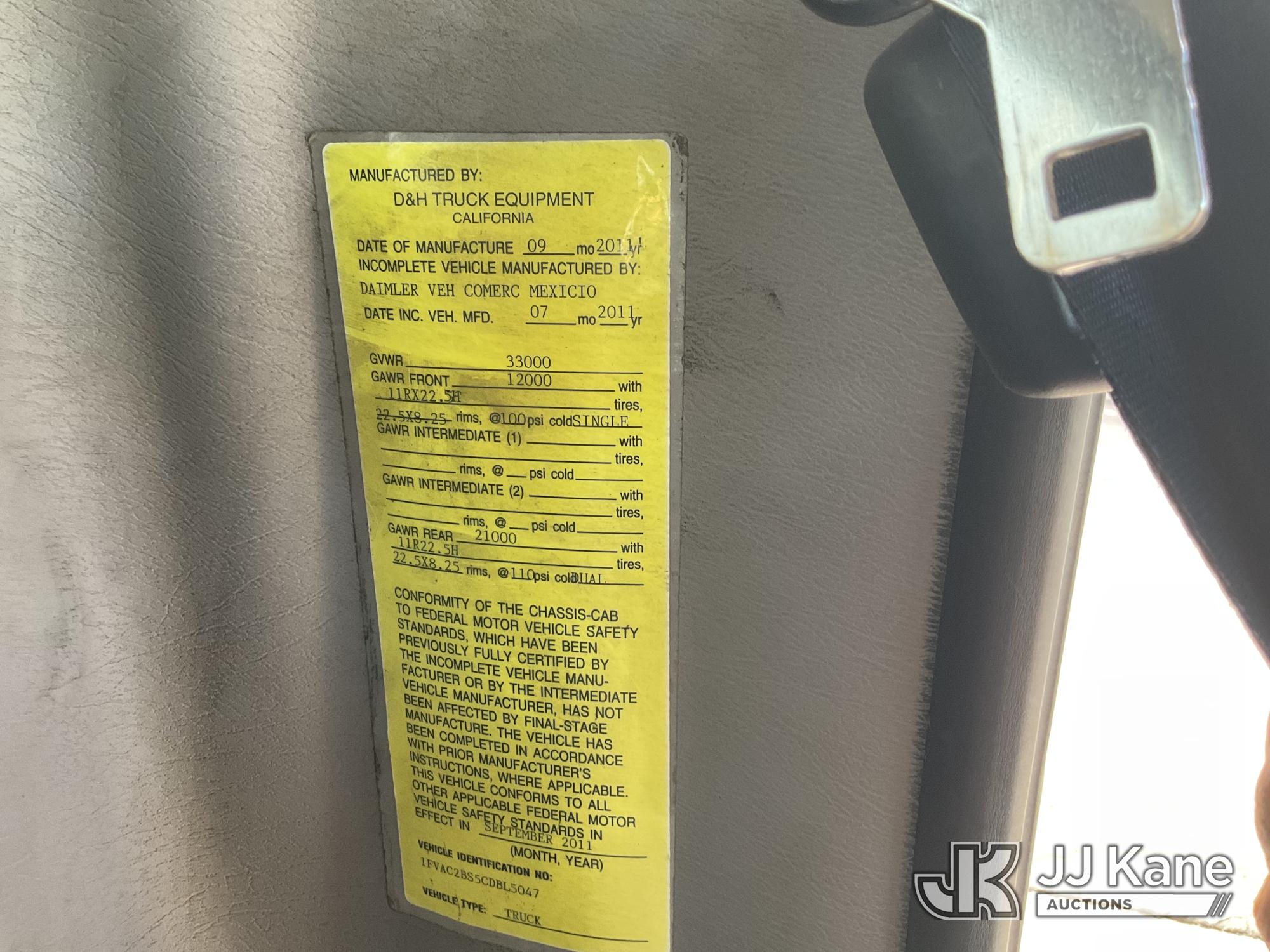 2012 Freightliner M2 106