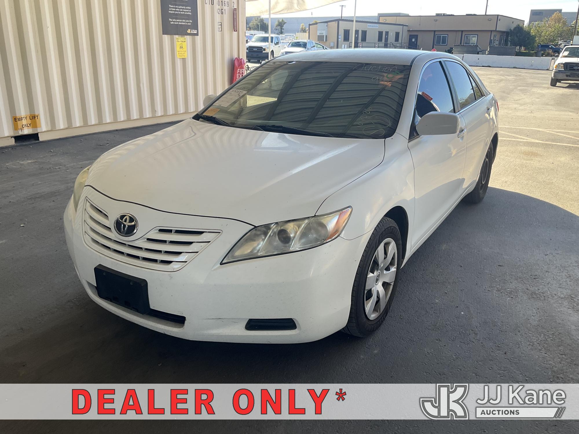 2009 Toyota Camry 4-Door Sedan (1650854)