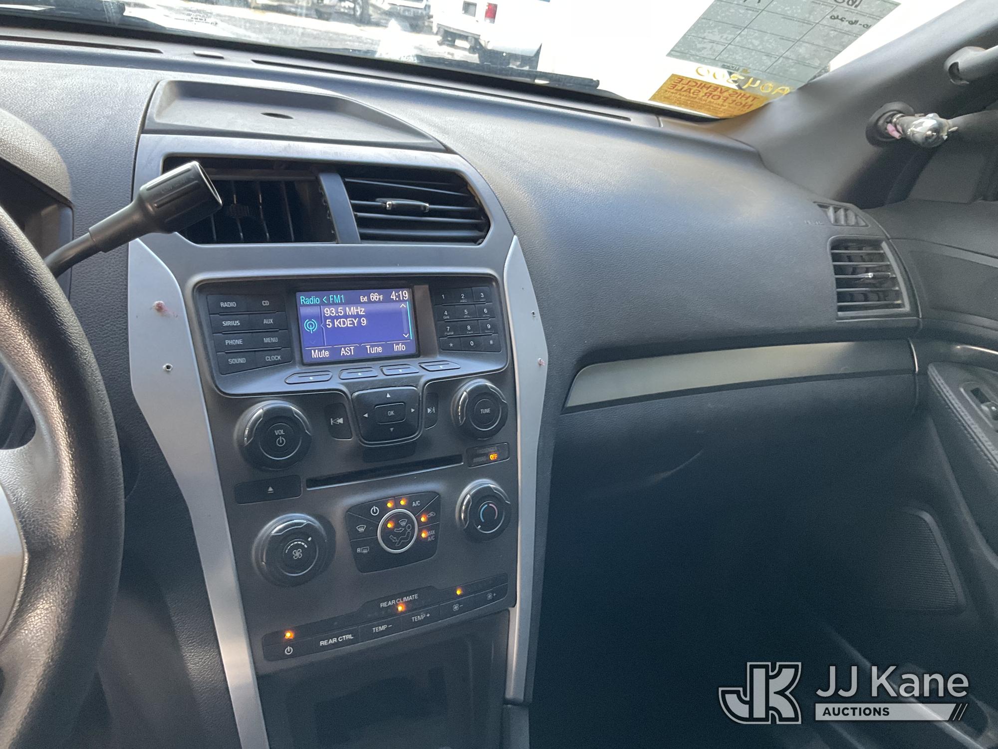 2014 Ford Explorer
