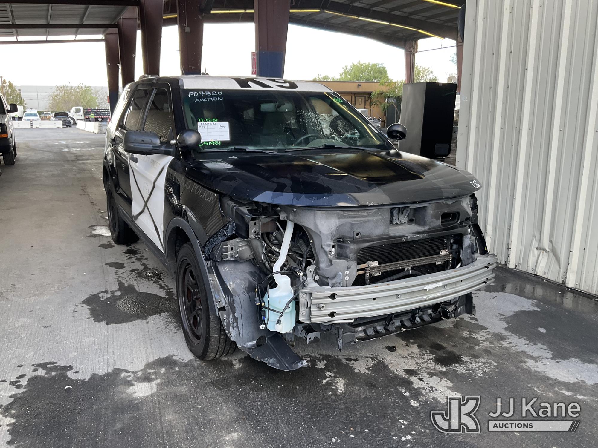 2015 Ford Explorer