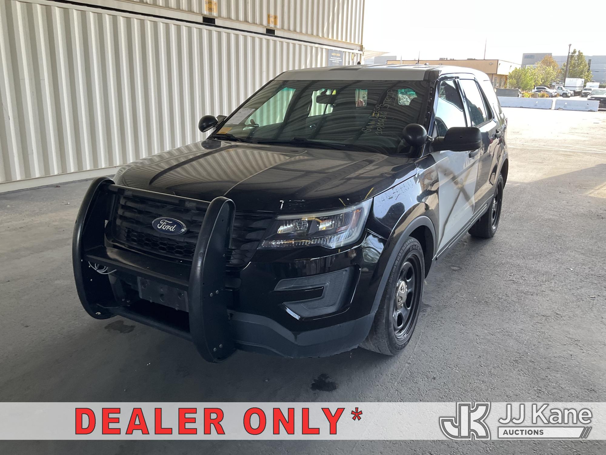 2017 Ford Explorer 4-Door Sport Utility Vehicle (1650878)