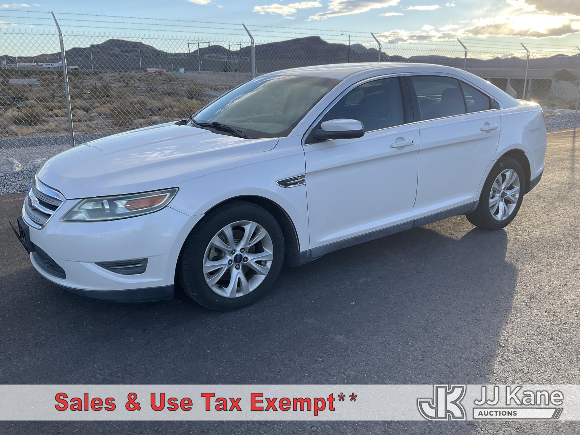 2011 Ford Taurus 4-Door Sedan (1650882)
