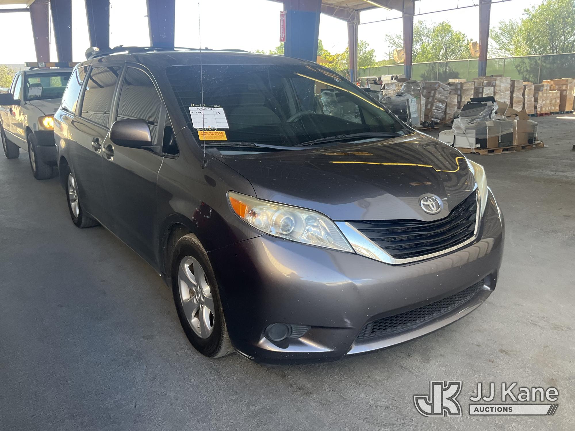2013 Toyota Sienna