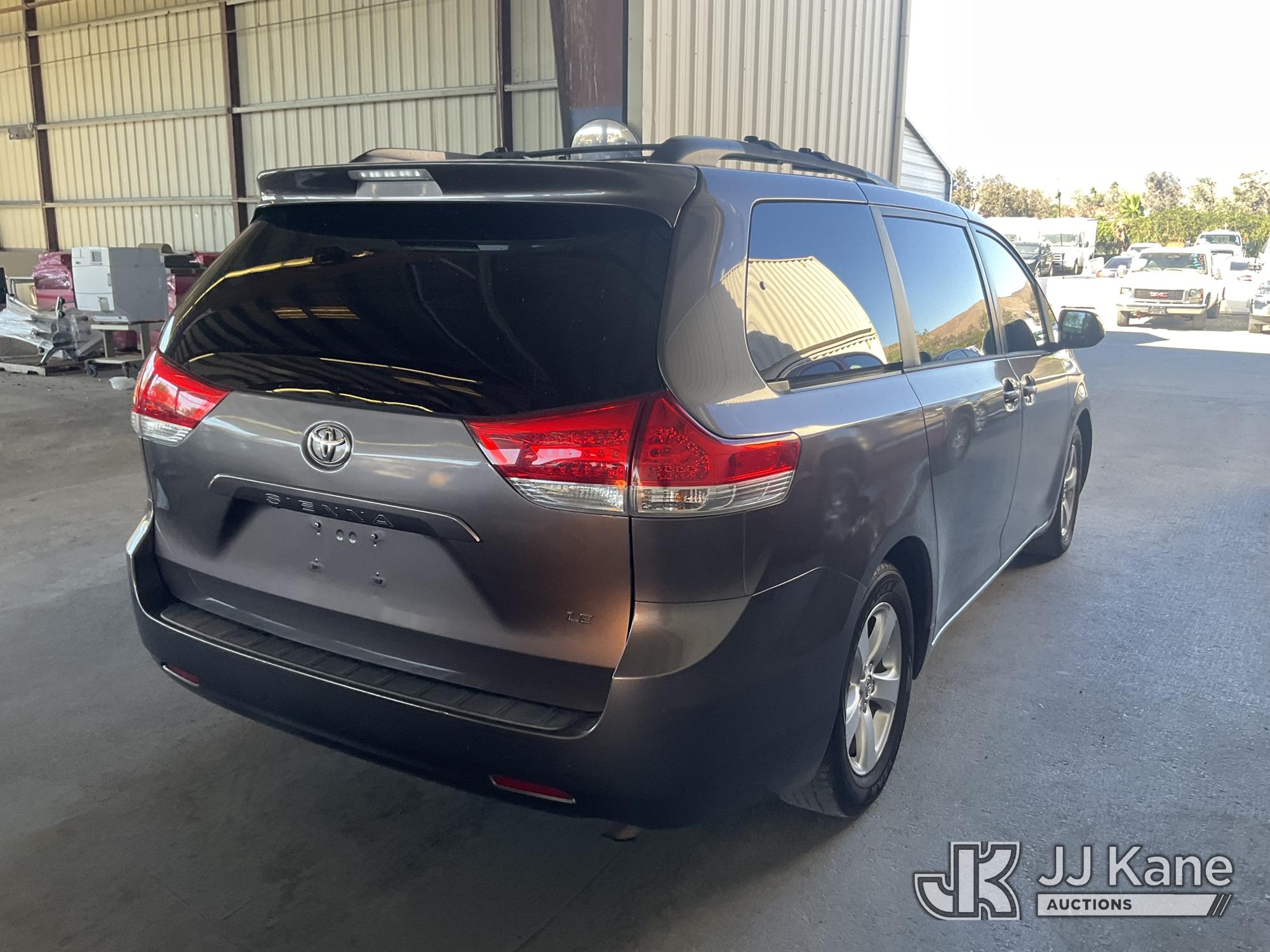 2013 Toyota Sienna