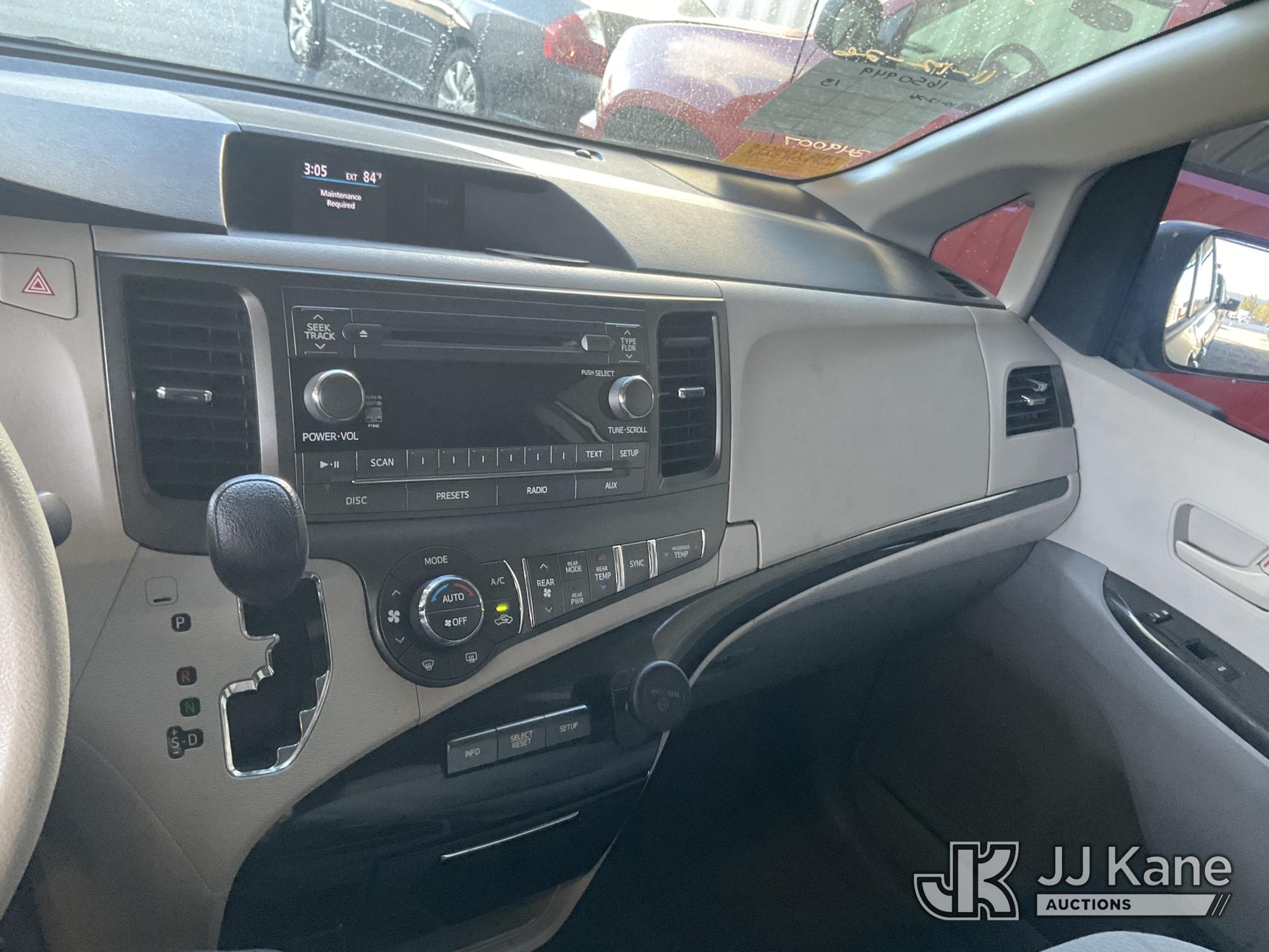 2013 Toyota Sienna
