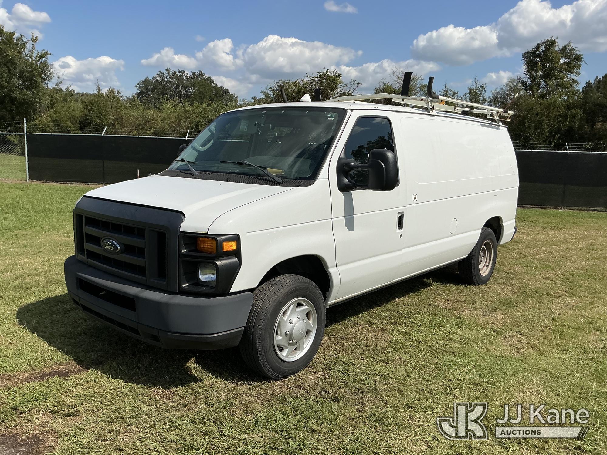 2014 Ford E150 Cargo Van (1650968)