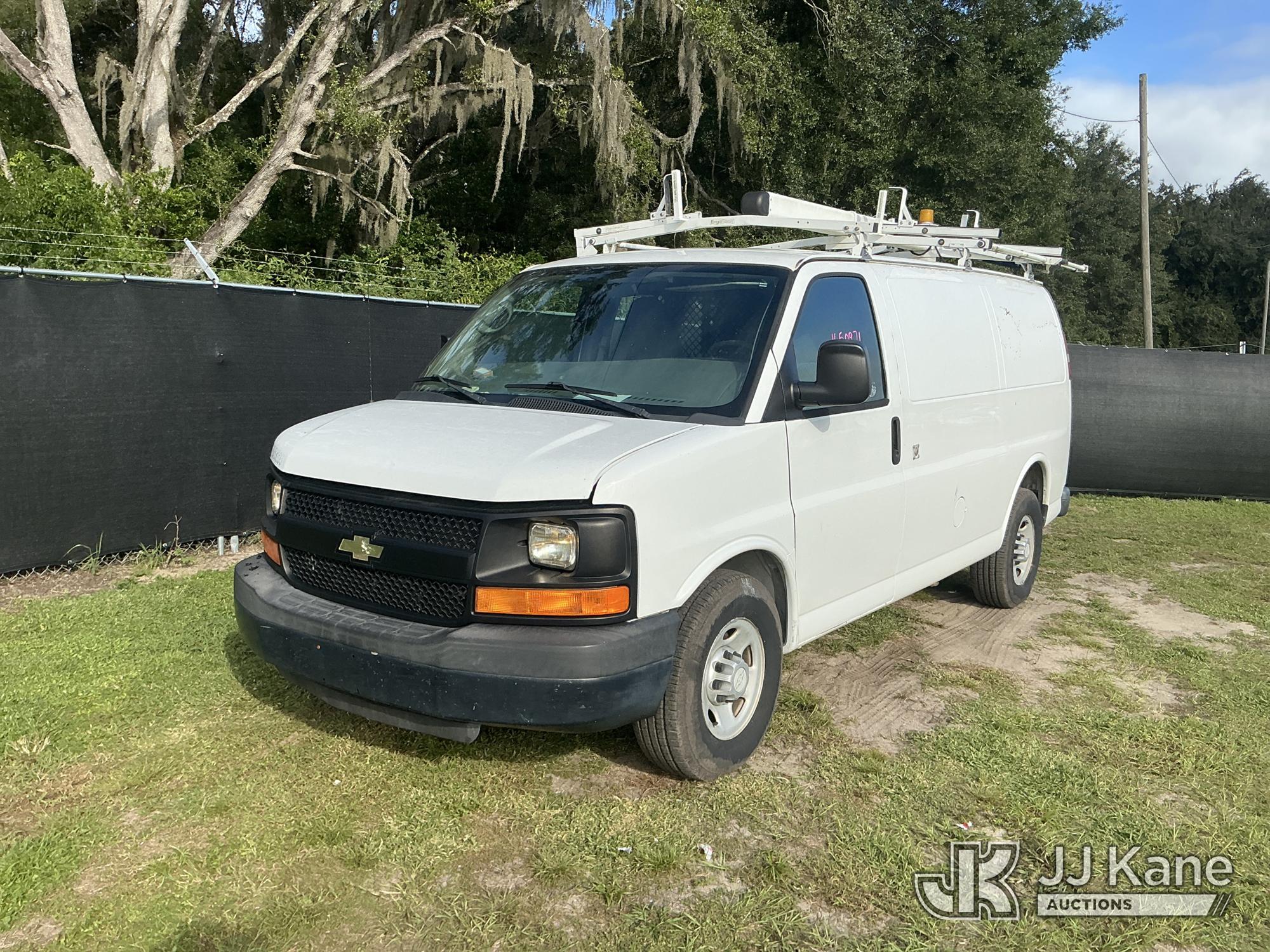 Photo of 2015 Chevrolet Express G2500