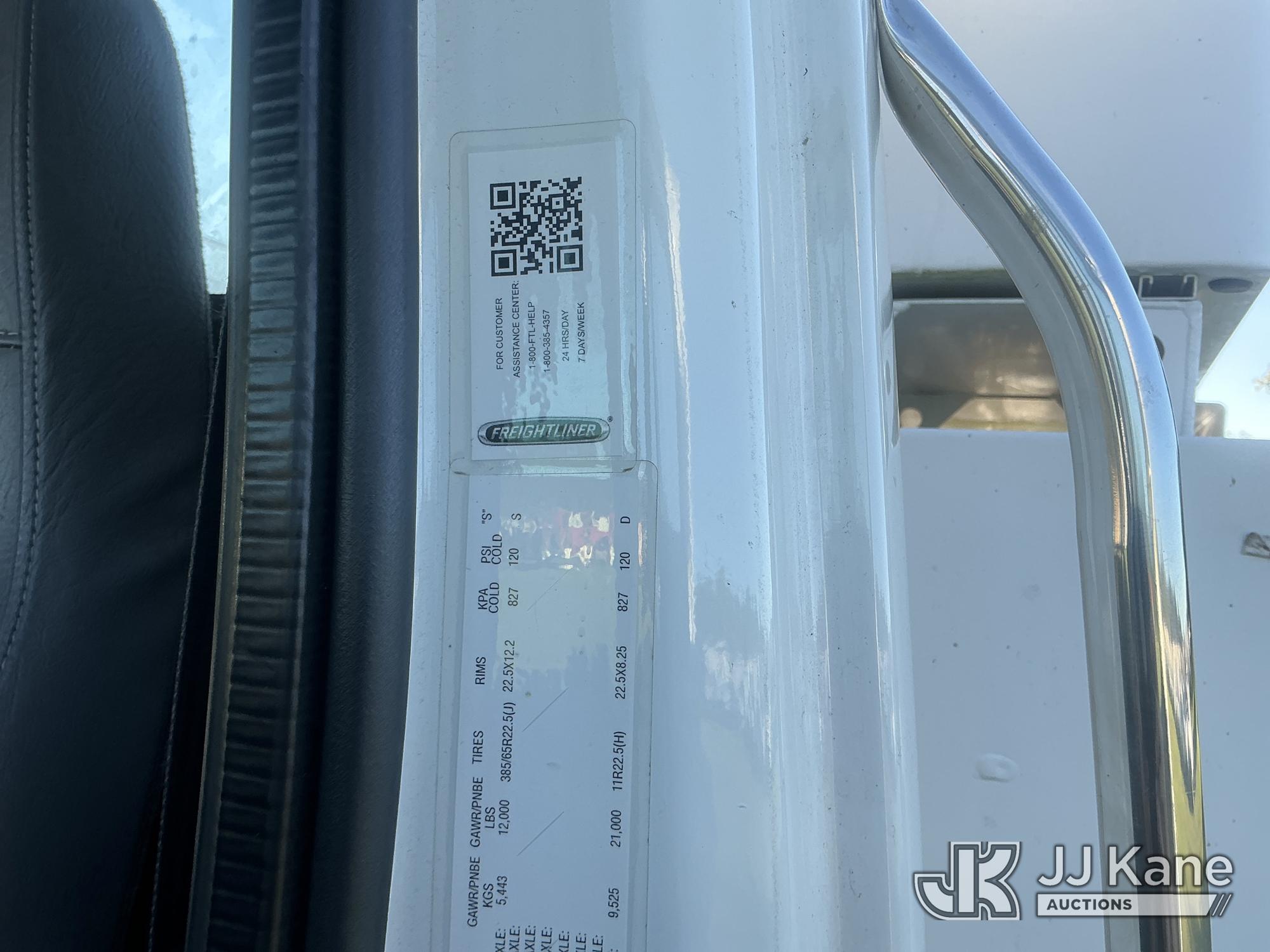 2016 Freightliner M2 106