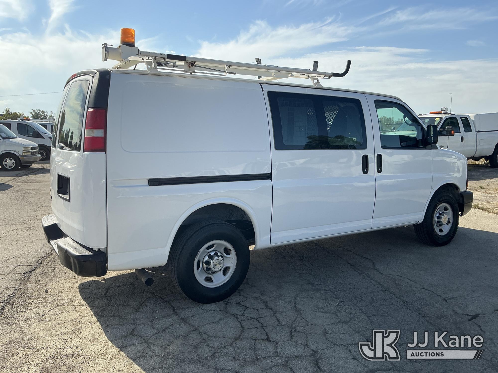2011 Chevrolet EXPRESS G2500