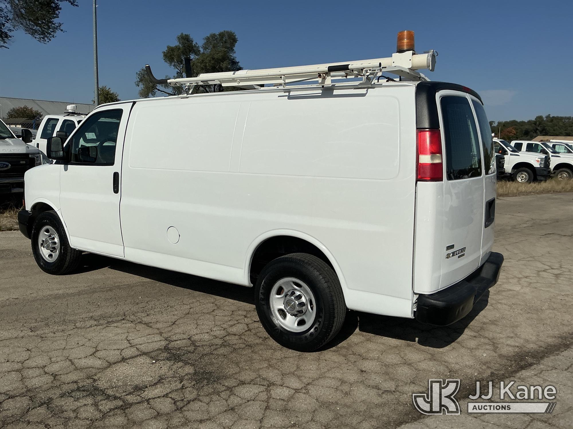 2011 Chevrolet EXPRESS G2500